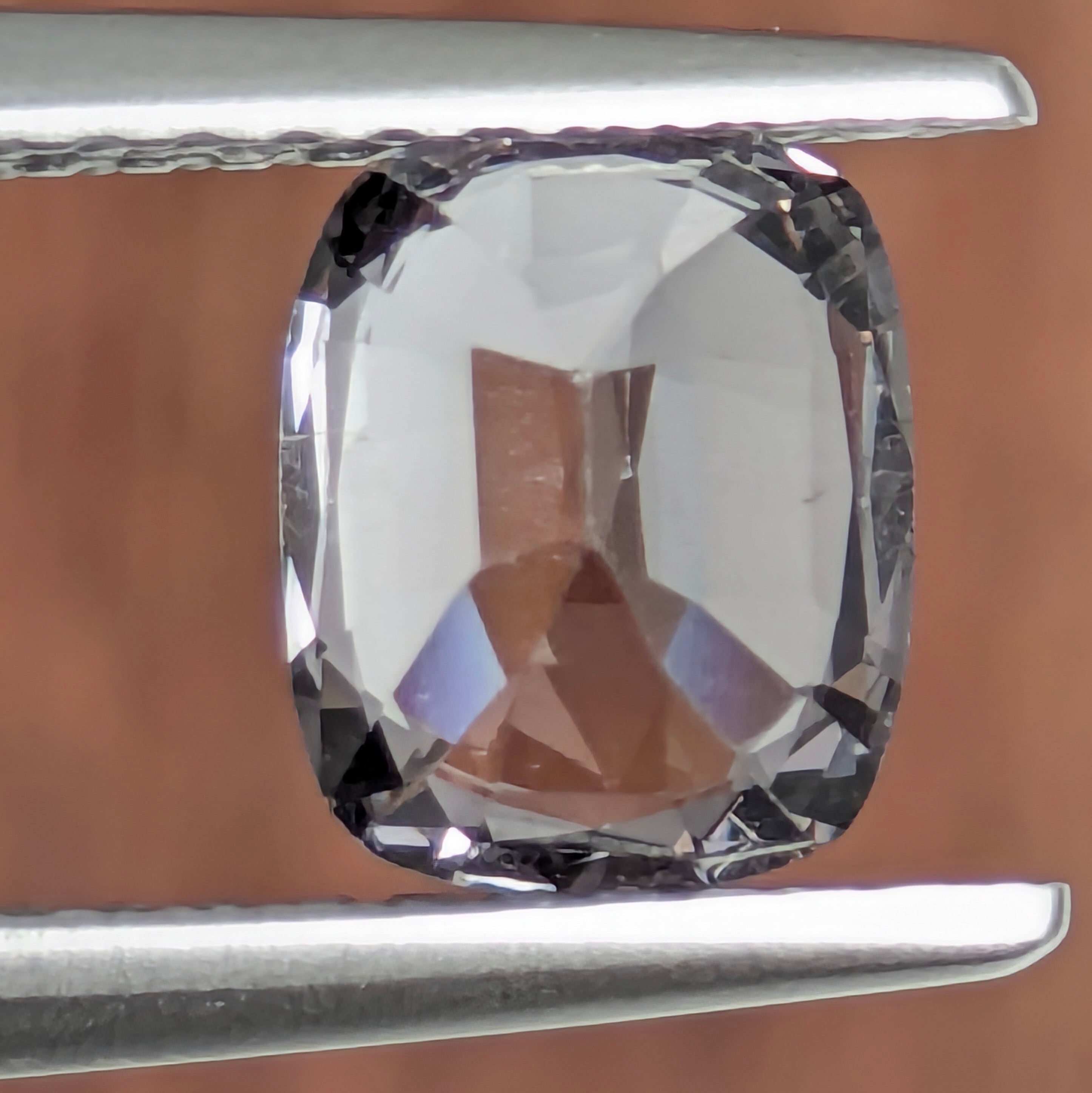 スピネル ルース ミャンマー・モゴック産 【1.32ct】 PRO209185