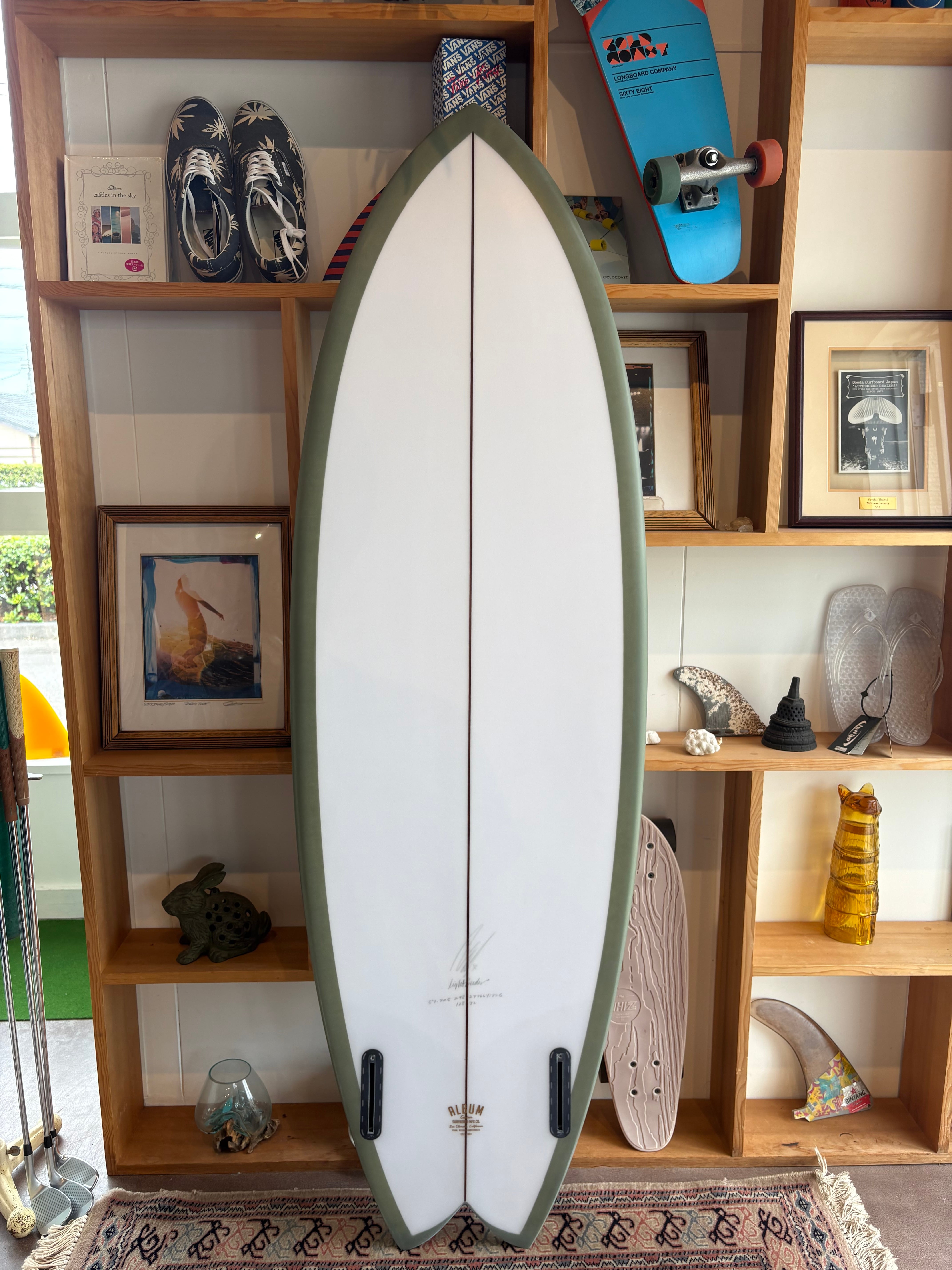 ALBUM SURFBOARD5'7