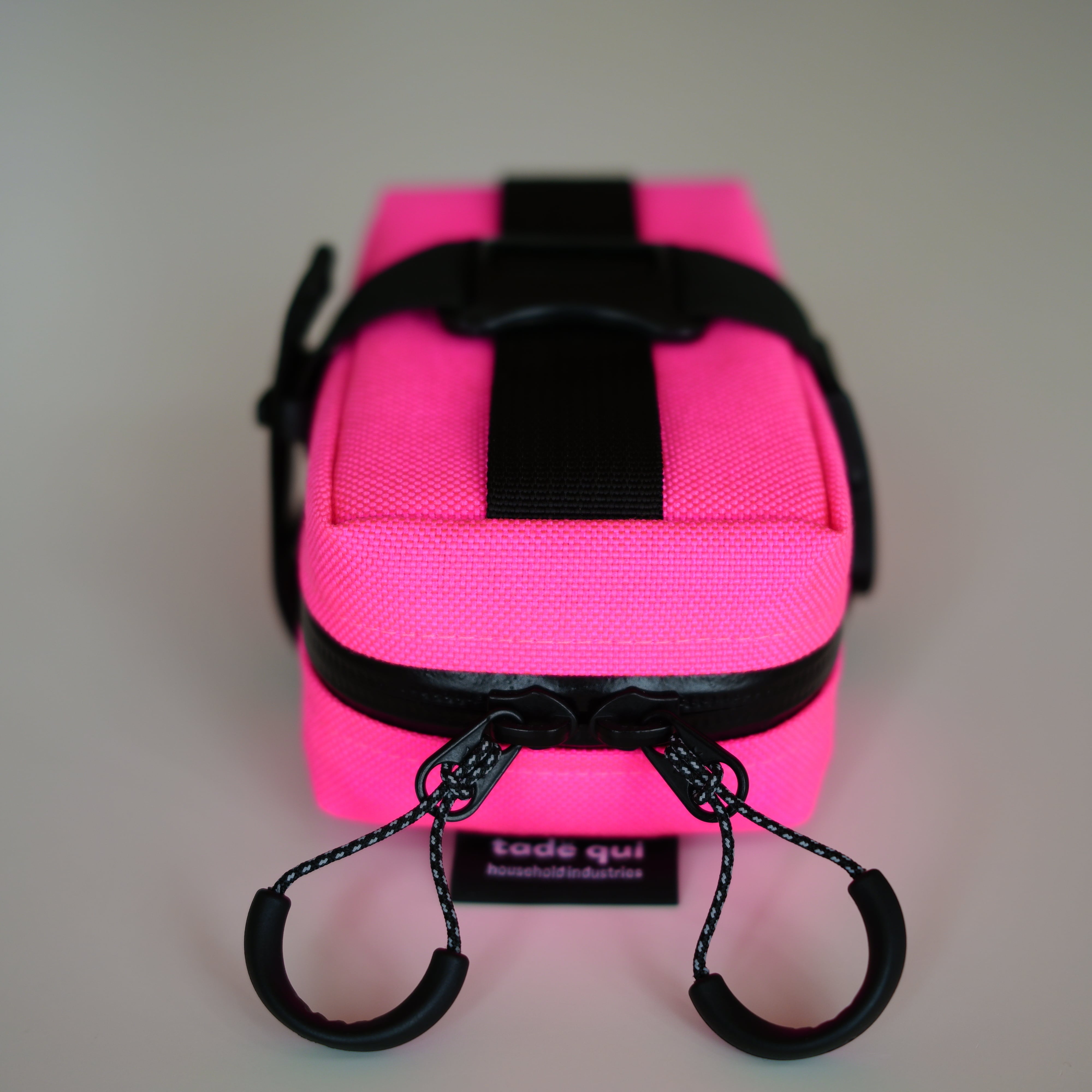 2hour tripper / CORDURA®︎ 1000D / Hi-vis pink