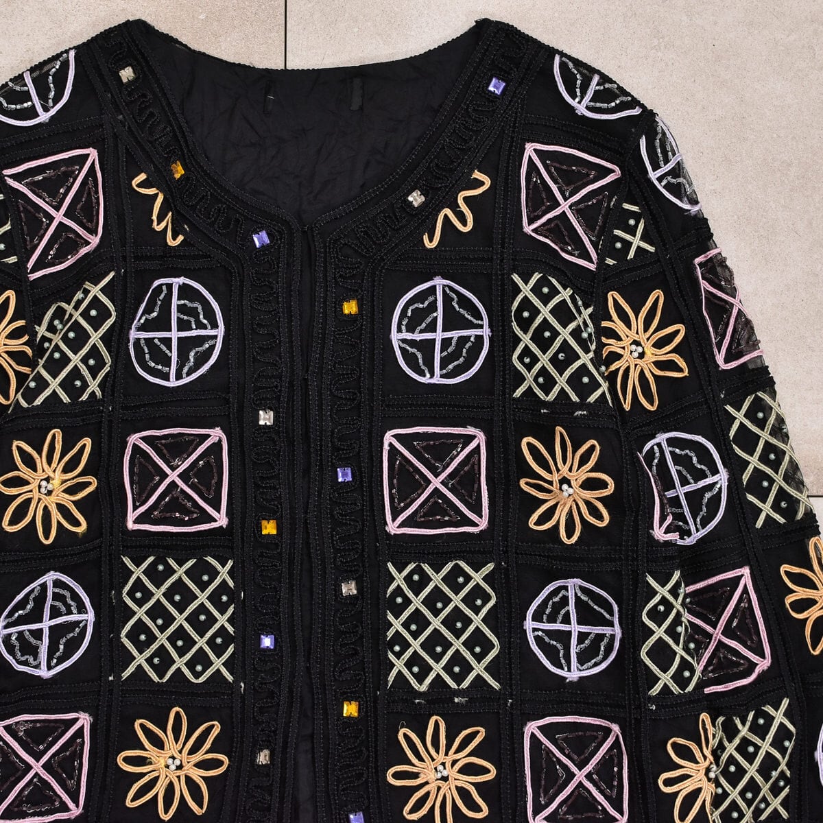 デコレーションデザイン ノーカラージャケット ビーズ & ビジュー & テープヴィンテージ ビンテージ アウター 裏地付き レディースM相当