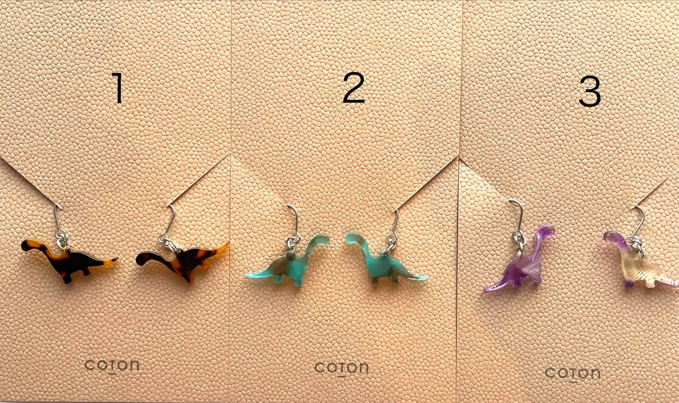 ☆恐竜ピアス・イヤリング☆ブラキオサウルス〜【メガネ産地福井