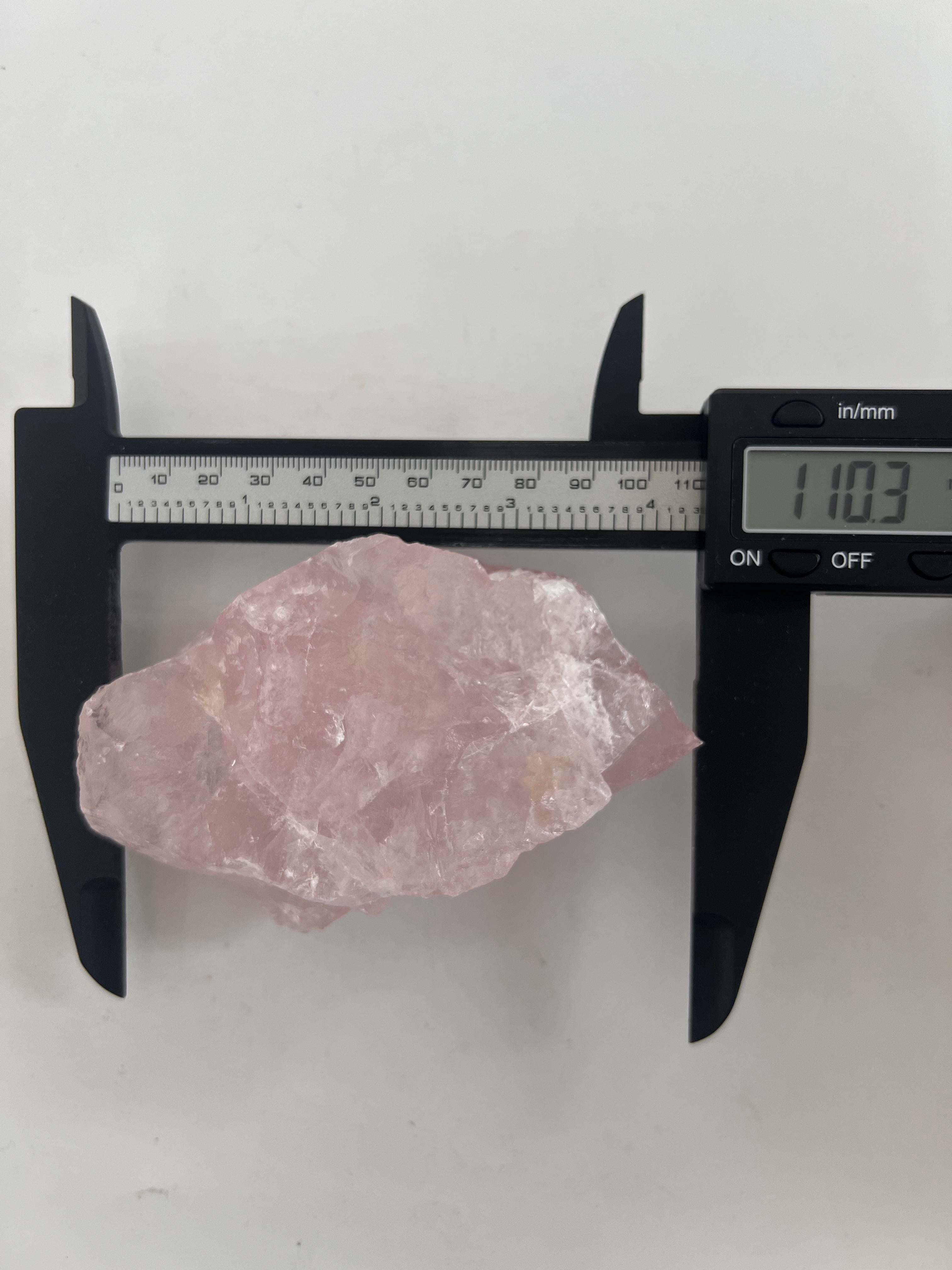 G*G様 ゲーサイト　ローズクォーツ　原石　鉱物標本　天然石　水晶　クォーツ　4 ローズクォーツ原石 クオーツ 天然石 E35475 ローズクォーツ