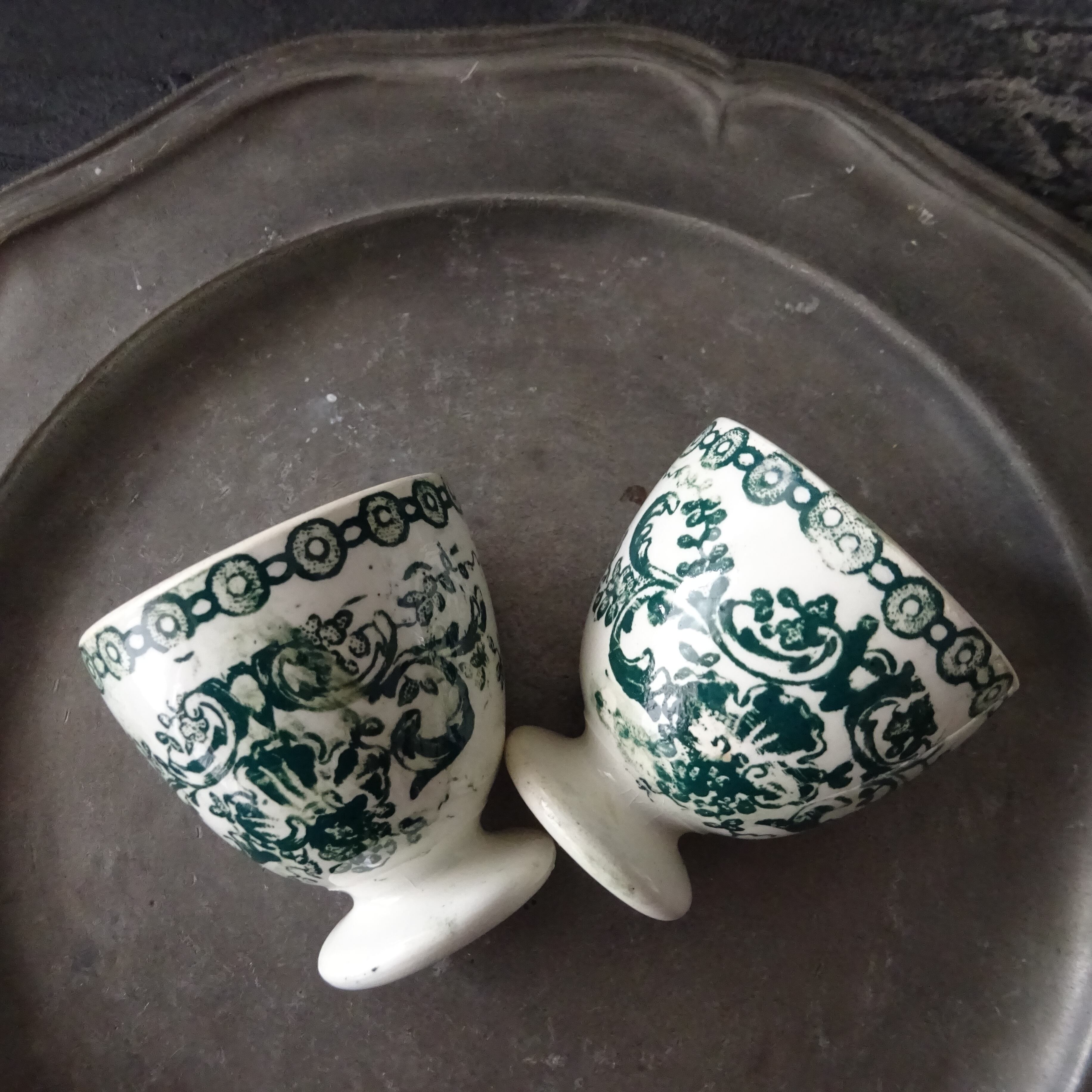 【 Nouveauté 】☆ Coquetier ancien décor《Fleurs et Rocaille》peint à la main 2個セット