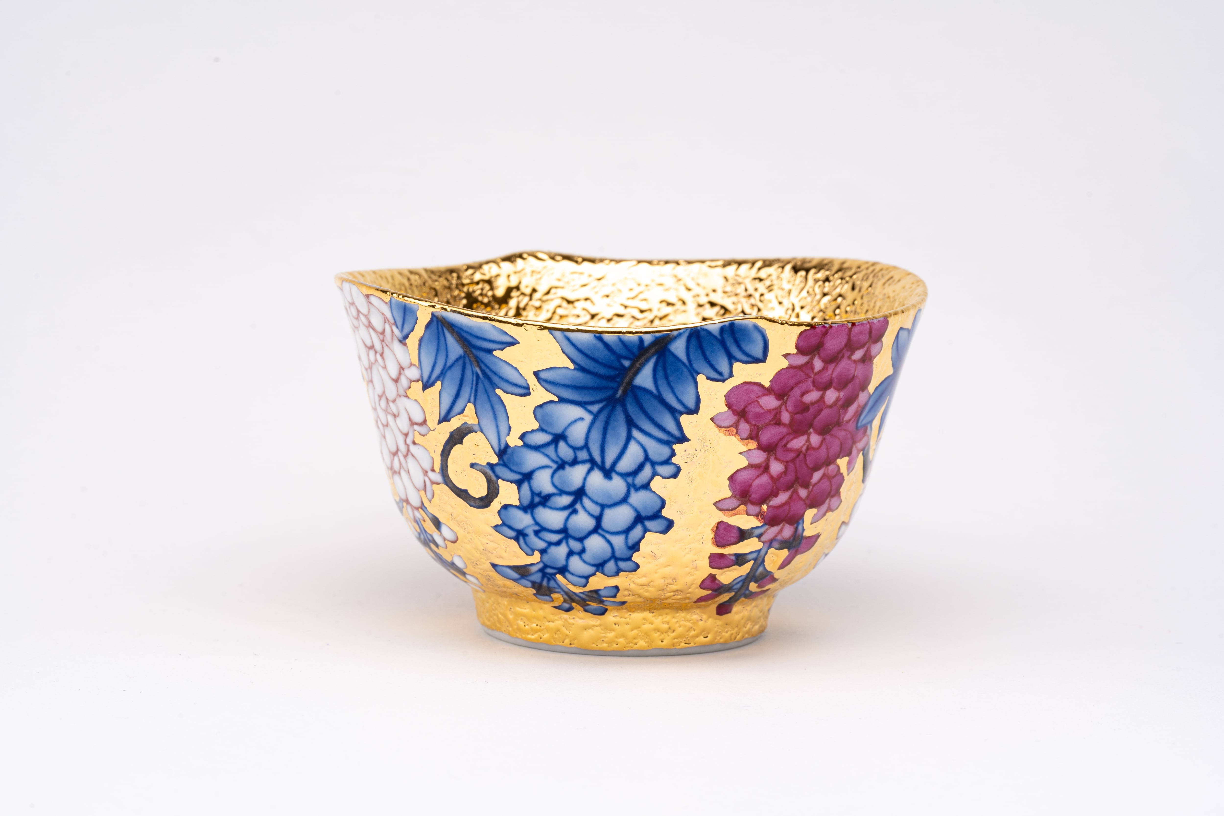 有田焼】金龍窯 金彩 藤絵 カップ&ソーサー｜手描き・木箱付・送料無料