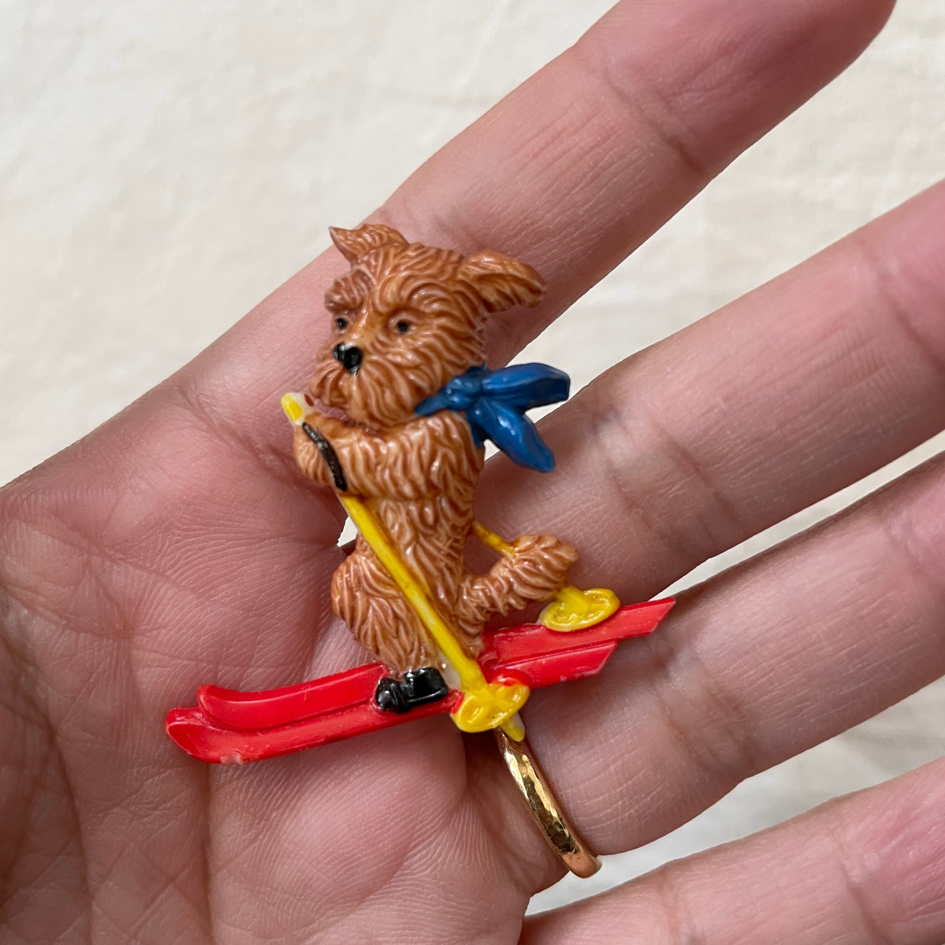わんわんスキーヤーブローチ4