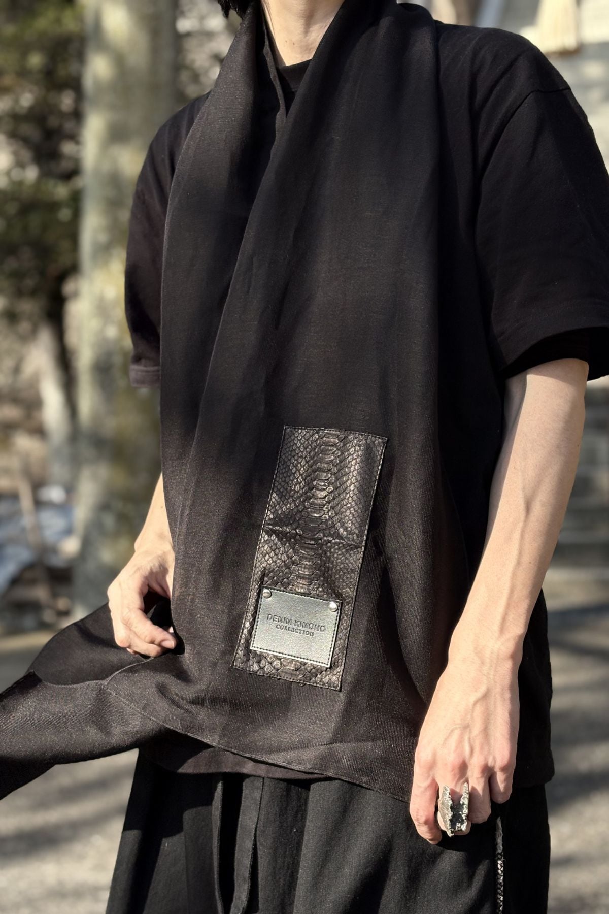 完全受注生産】黒蛇革×シルクストール-縁-/ Python Silk Stole YOSUGA