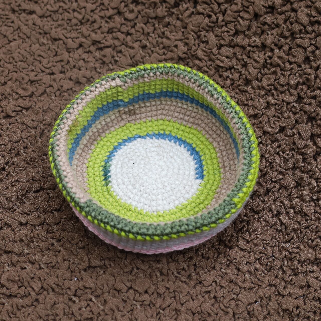 かぎ針編みの小物入れ Fuppiness フピネス