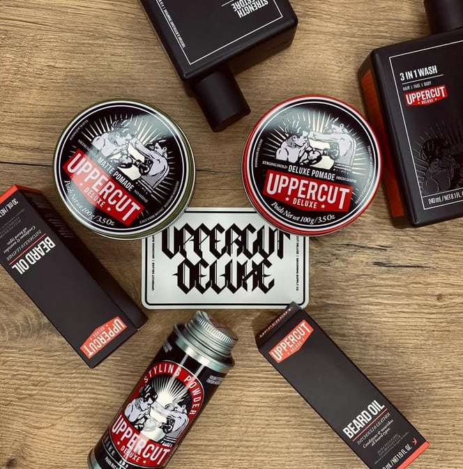 ★別のポマードが1つもらえる★卸売決済用 UPPERCUT DELUXE デラックス ポマード 100g(赤のリング)