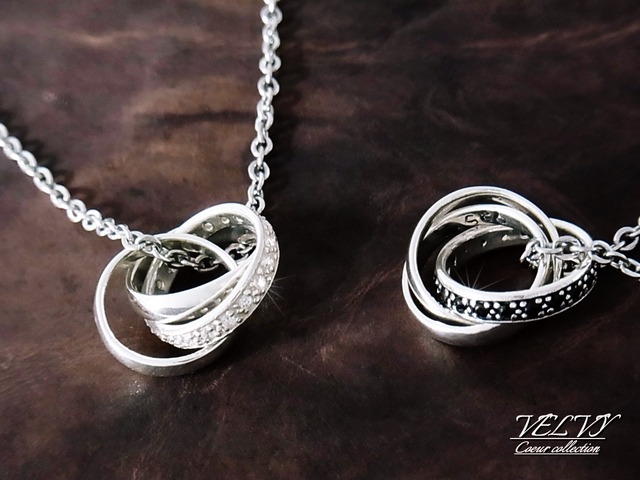 VELVY】シルバー 925 トリプル リング カップル ペア ネックレス (紙袋 