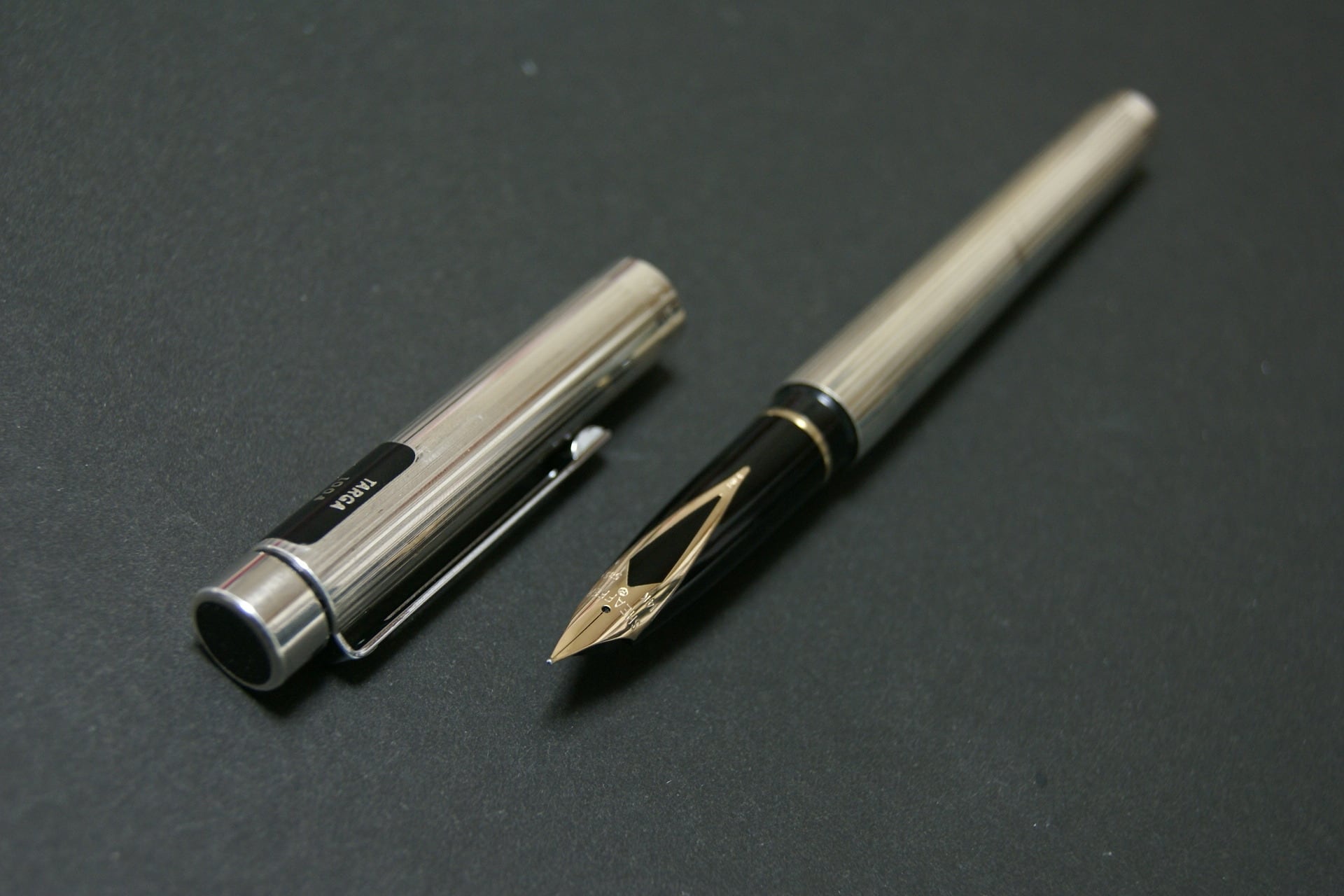 '70s　シェーファー タルガ １００４　SHEAFFER Targa 1004　（細字）　14K　　　　　00775