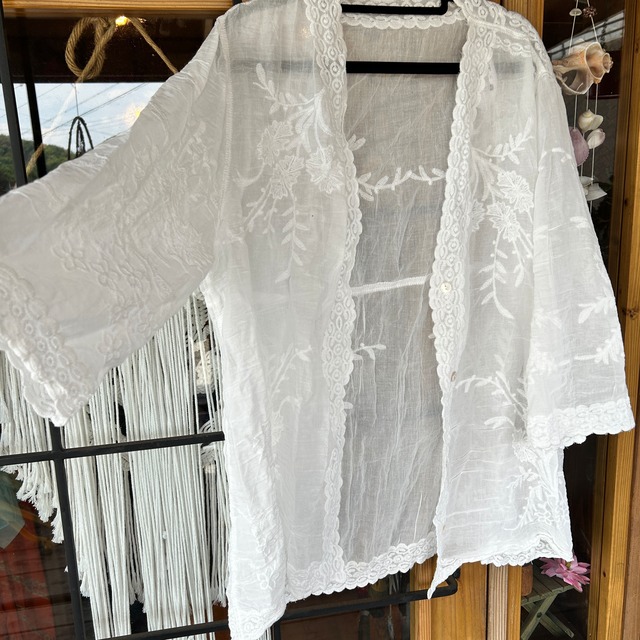 透かし編みゆったりカーディガン