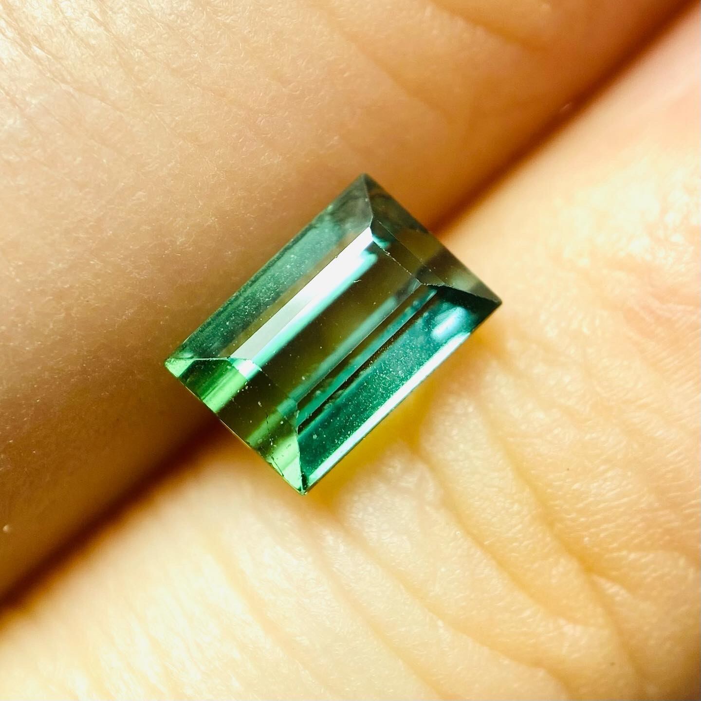 景色の見えるトルマリン2 セノーテ