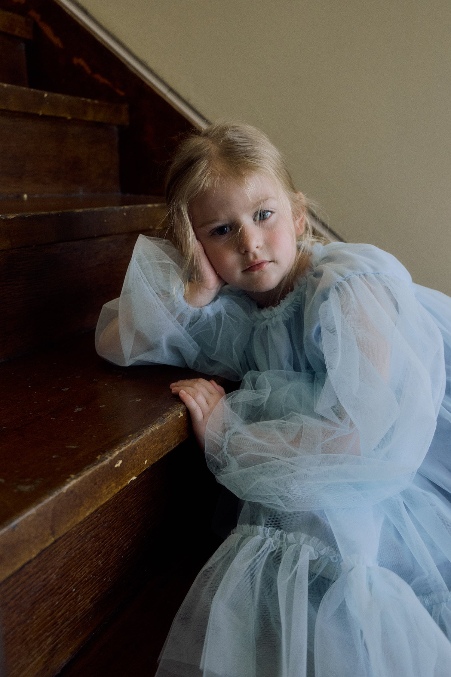 【予約】INNÉ|special tulle dress (Haze Blue)/スペシャル チュールドレス 重ねチュール ヘイズブルー