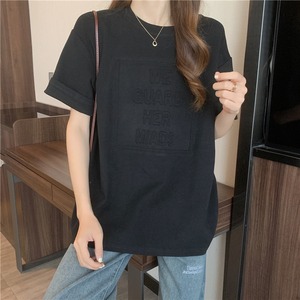 トップス レディース 送料無料 5色 Tシャツ シャツ プルオーバー エンボス加工 ビッグシルエットオーバーサイズ クルーネック 半袖 ロゴ プリント 単色 ホワイト 白色 ブラック 黒色 カジュアル シンプル お洒落 こなれ感 抜け感 爽やか 清潔感 涼し 清楚 きれいめ ラフ ゆったり ゆる 楽ちん 大きめ ワイド S M L 春服 夏服 10代 20代 30代 40代 おでかけ デート モテ 通学 学生 休日 散歩 着回し 普段使い 韓国 オルチャン ファッション コーデ 新作 2021