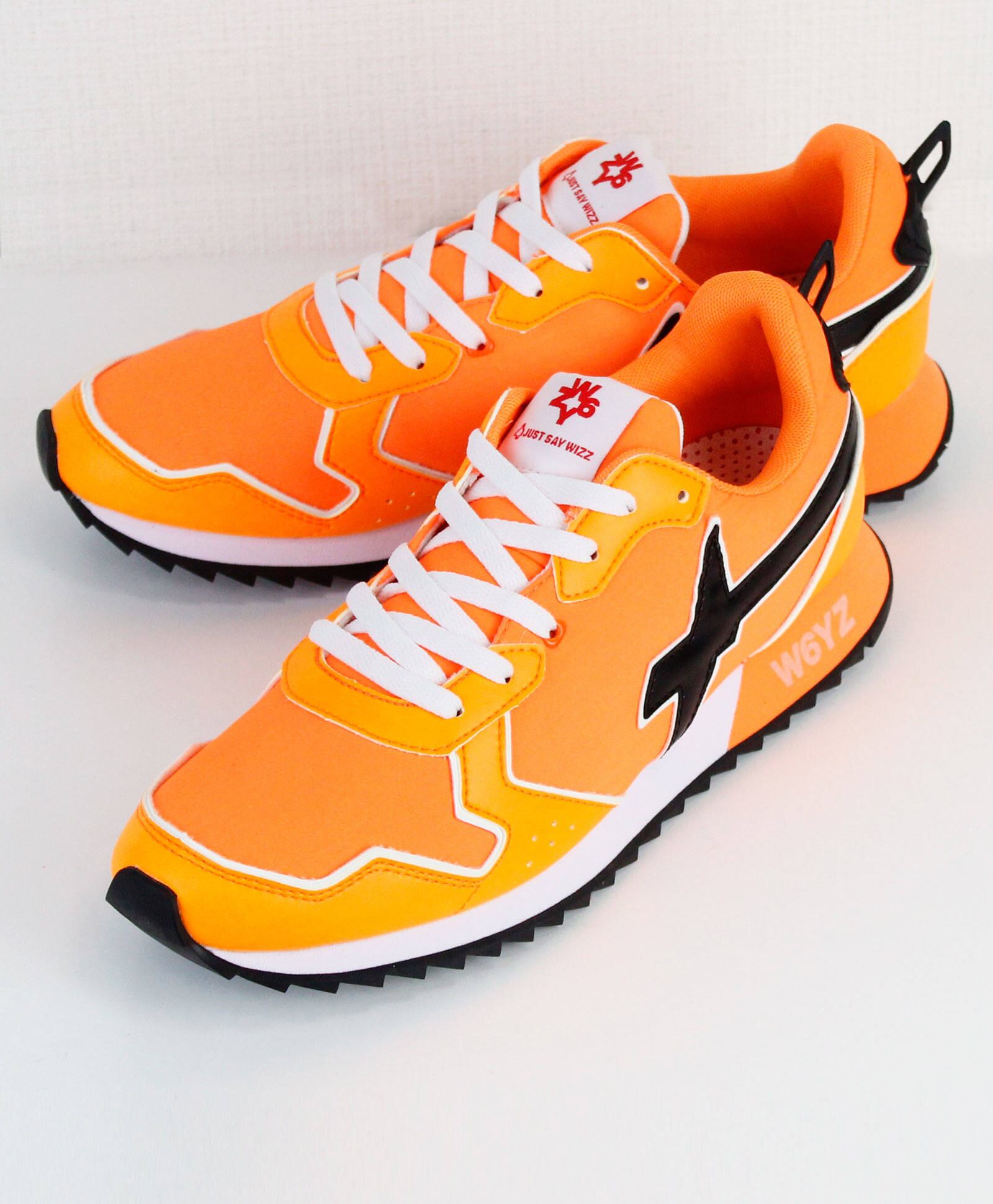 おしゃれ人気 W6yz ネオンオレンジ スニーカー 蛍光オレンジ ウィズ 想像を超えての Koehlerinstrument Com