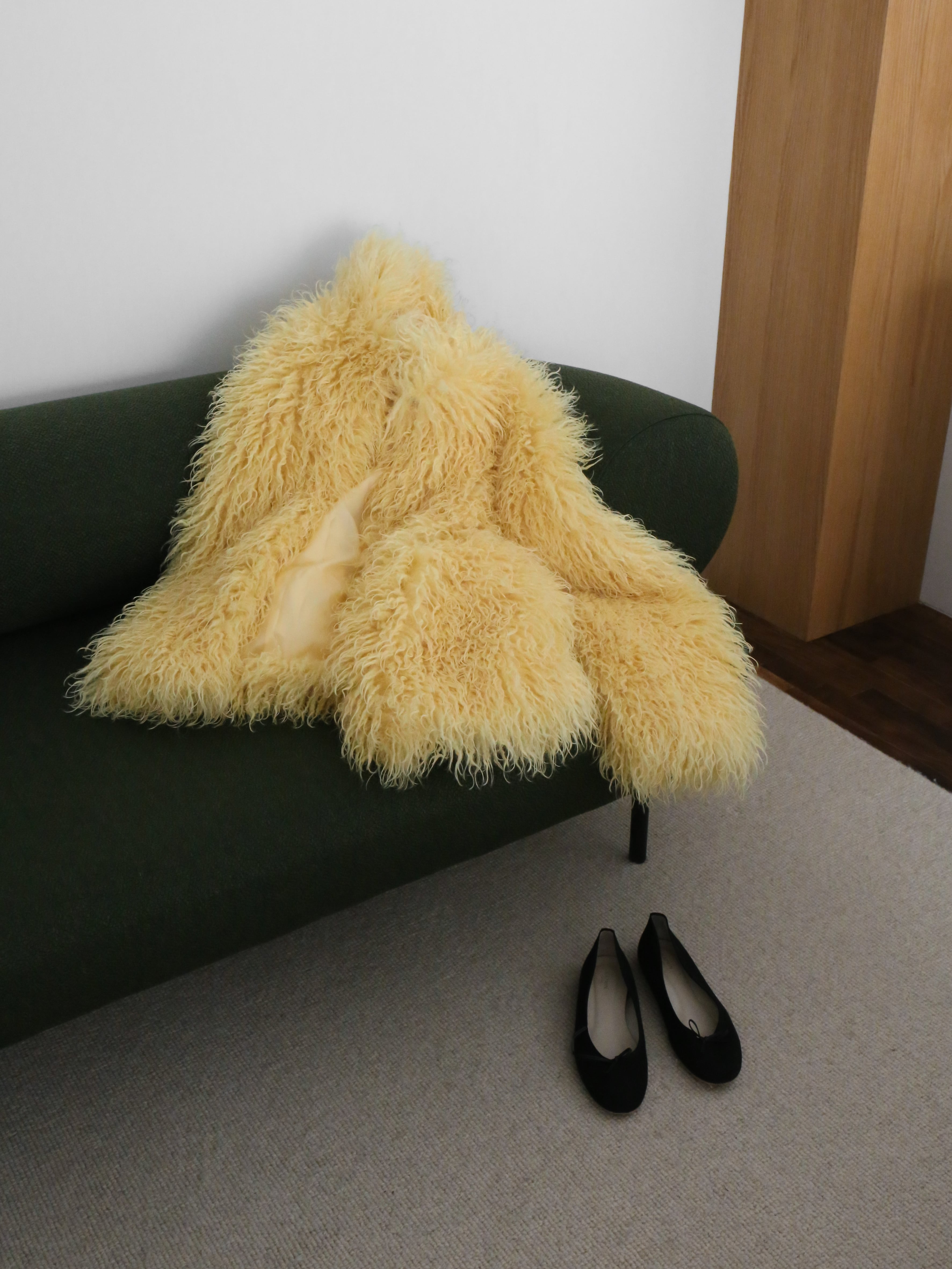 curly eco fur coat | Katrin TOKYO curly eco fur coat | Katrin TOKYO