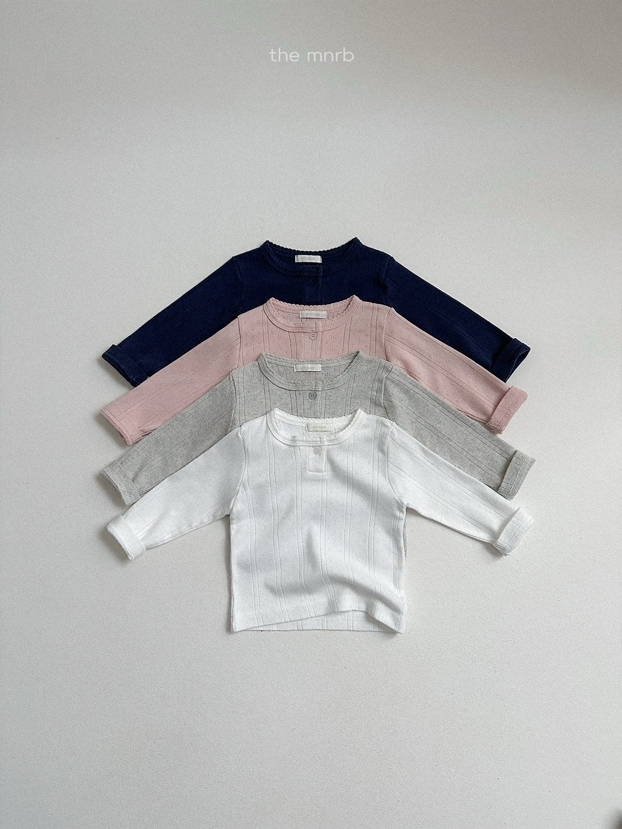 送料無料【予約】/ ケイリーTシャツ / minirobe