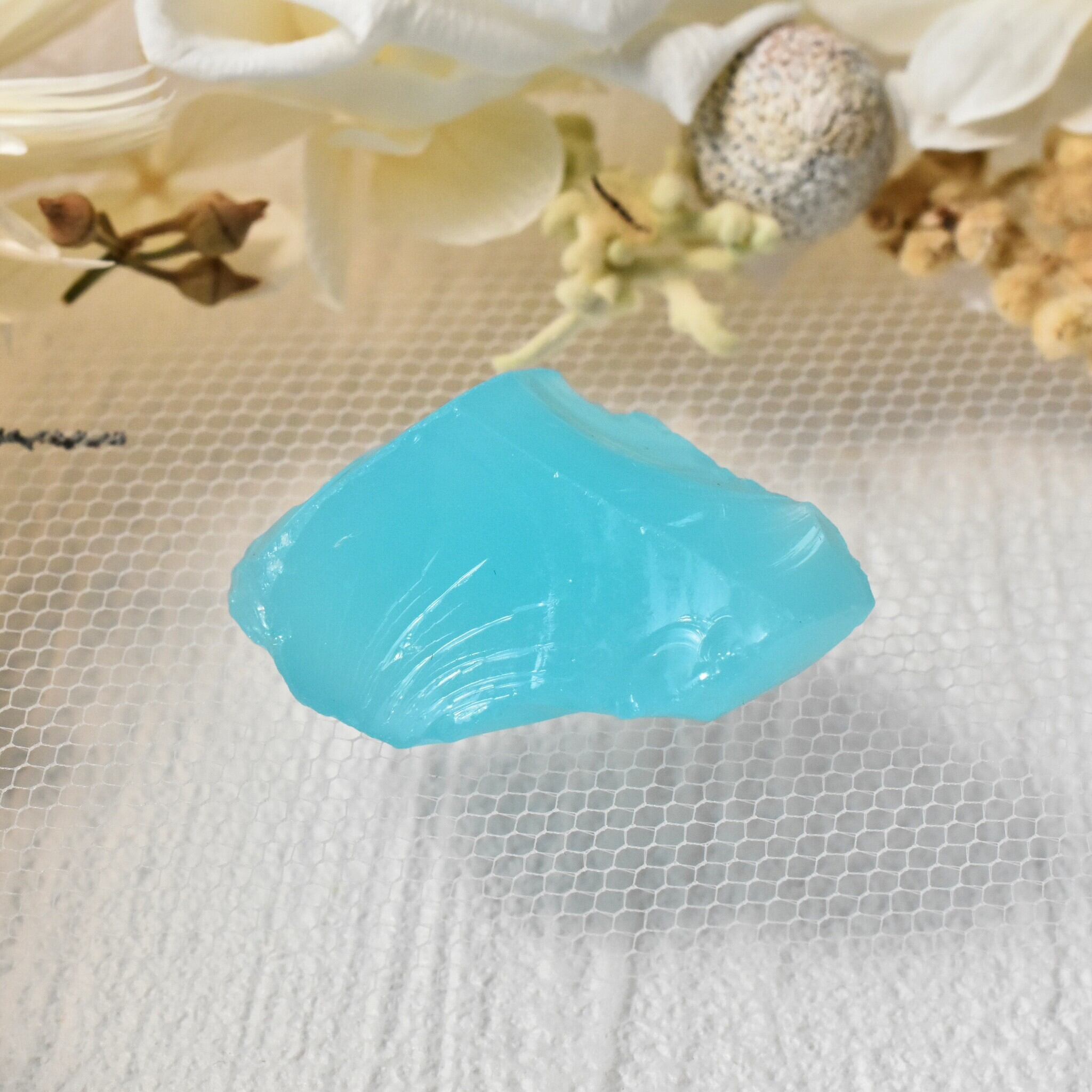 【レア色】インドネシア産アンダラクリスタル原石 ミルキーターコイズブルー A