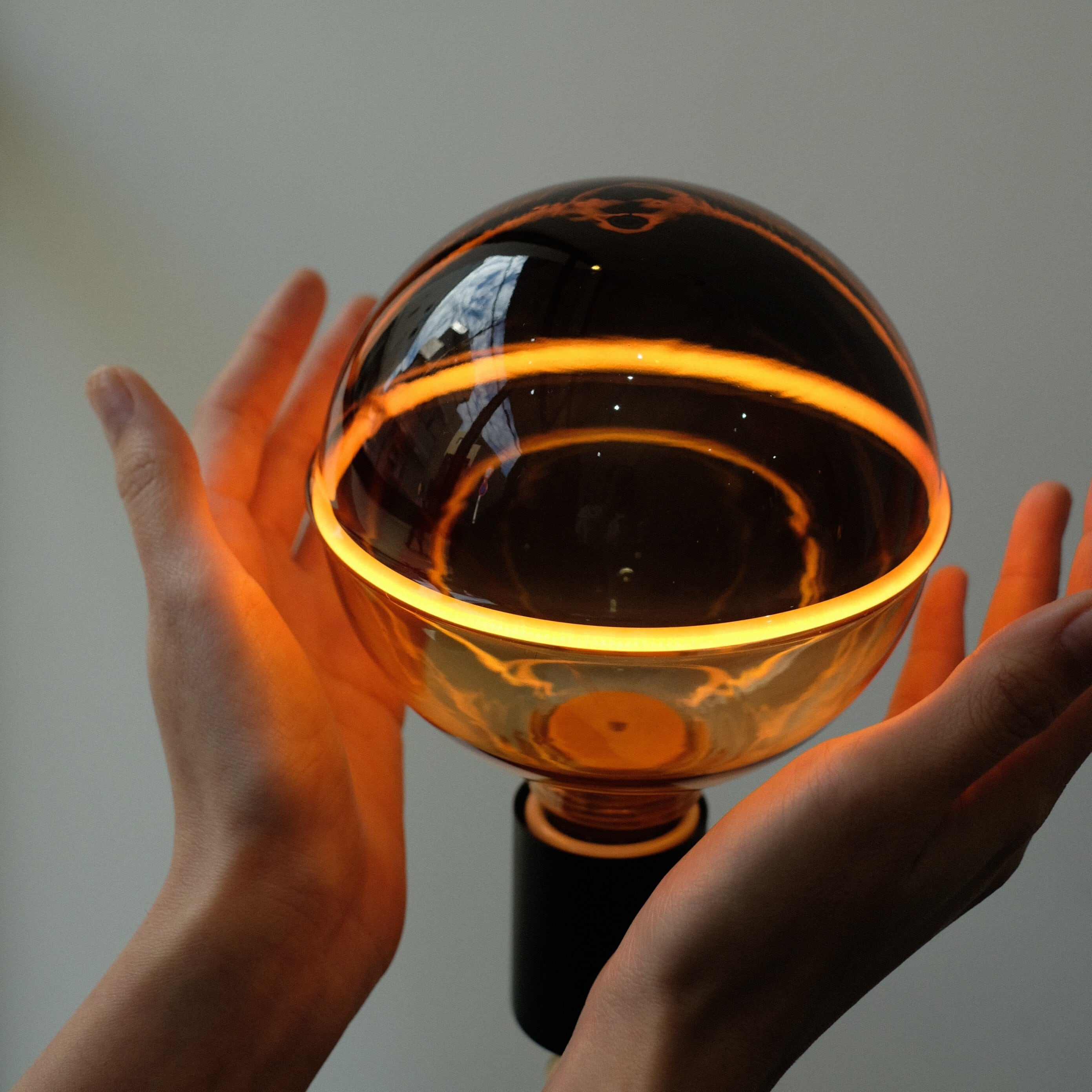【日本未発売】オランダ karlsson led globe Edison Bulb LED E26 [PLANETA] GLOBE | WEST VILLAGE TOKYO