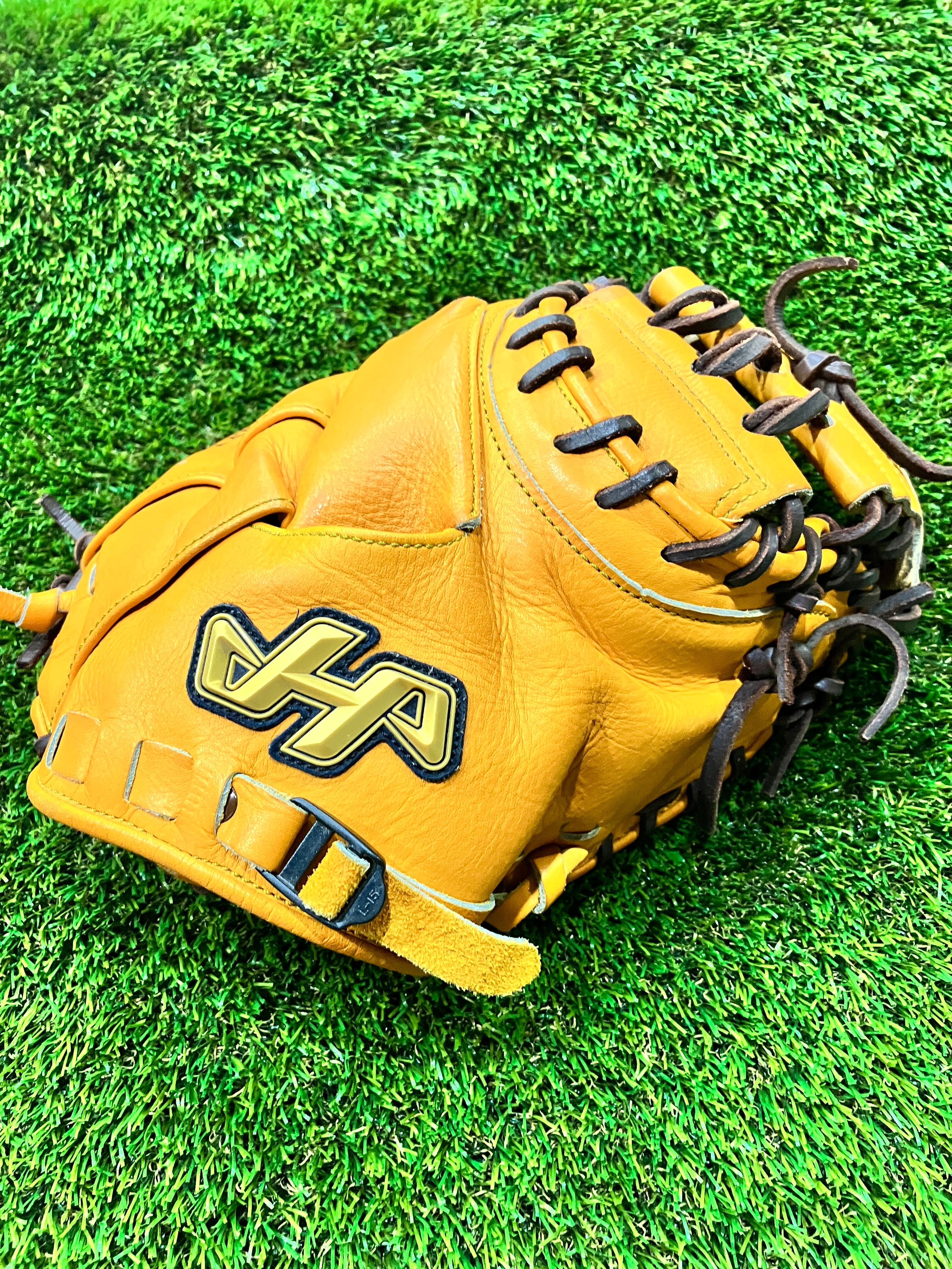 ハタケヤマ 甲斐モデル 軟式 展示会限定カスタムカラー・紐ゴールド