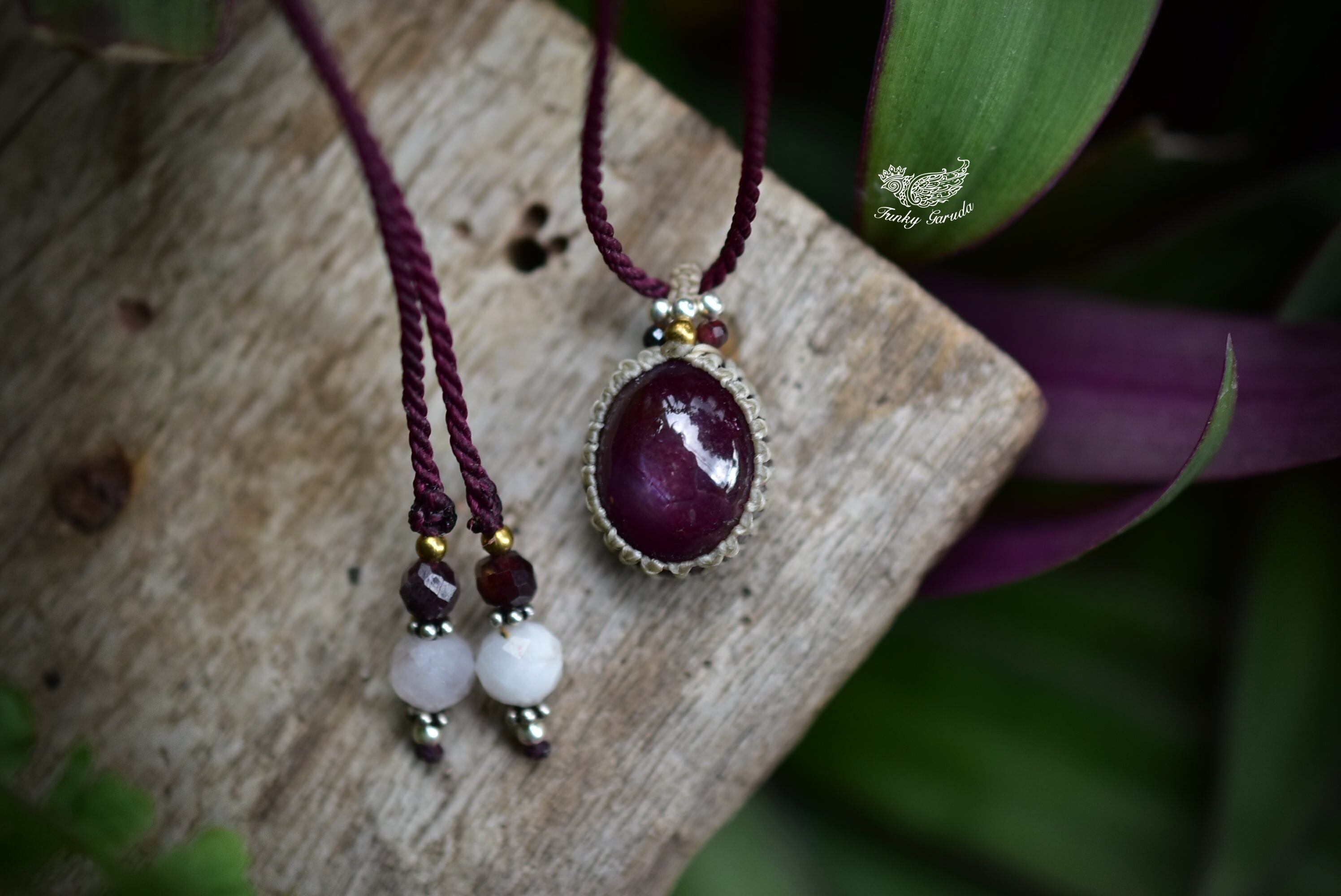 上質小粒☆ルビー マクラメペンダント393 | Funky garuda(ファンキー