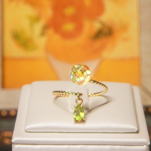 ペリドット揺れる Lumière ring - mètèore   ゴッホ『ひまわり』を纏うリング 【受注制作】サージカルステンレス