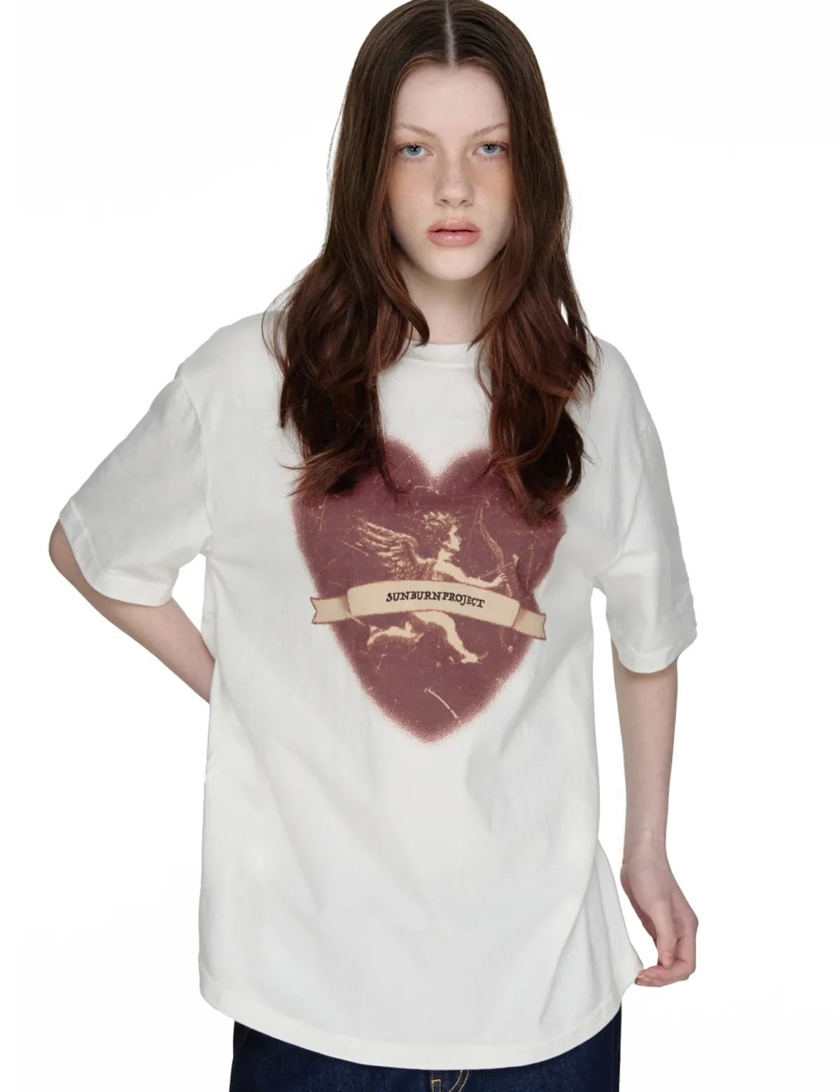 ☆LE SSERAFIM ユンジン 着用！！【SUNBURNPROJECT】Cupid Overfit T