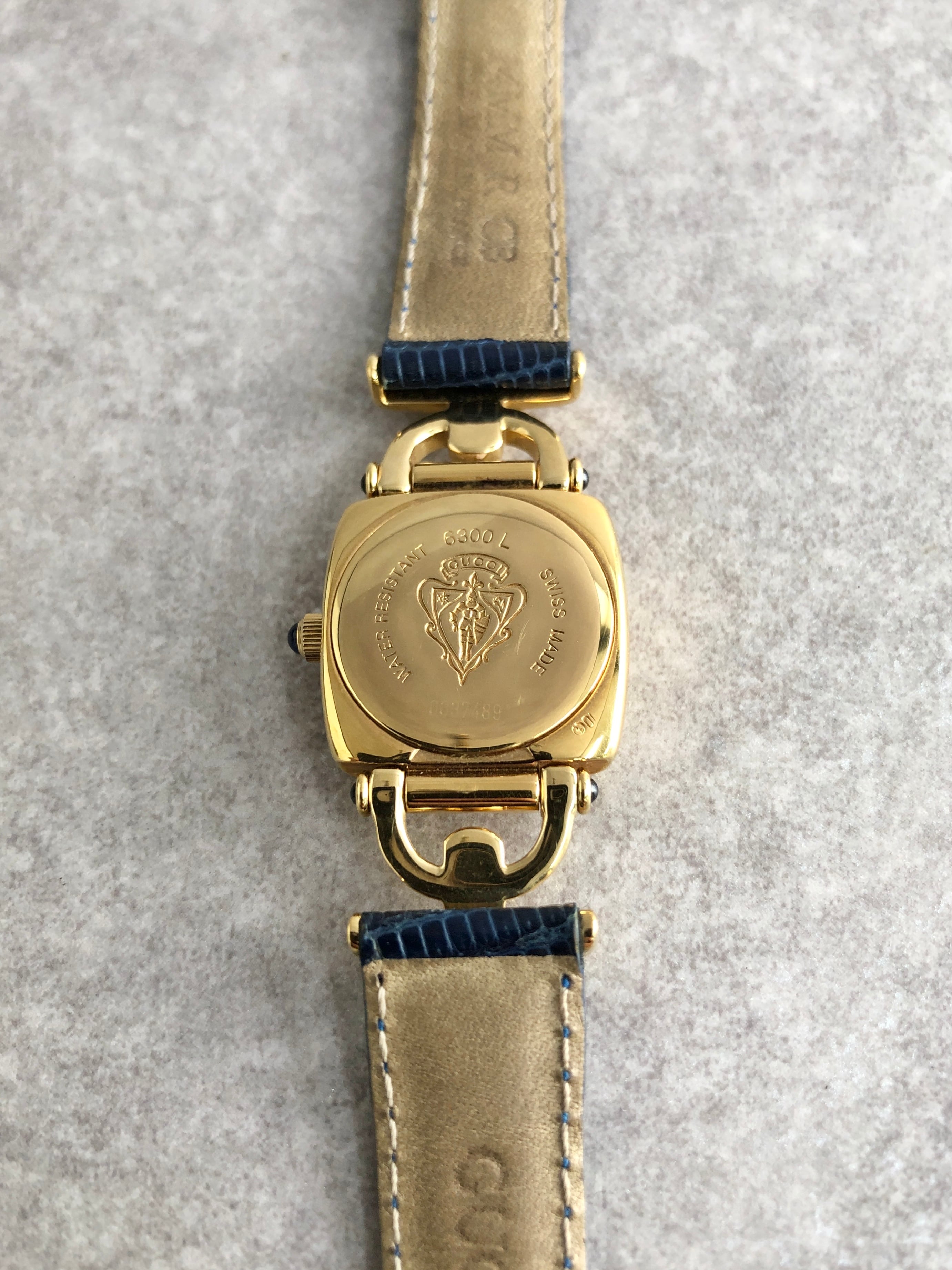 GUCCI グッチ 腕時計 ゴールド×ブルー ホースビット レザー ロゴ