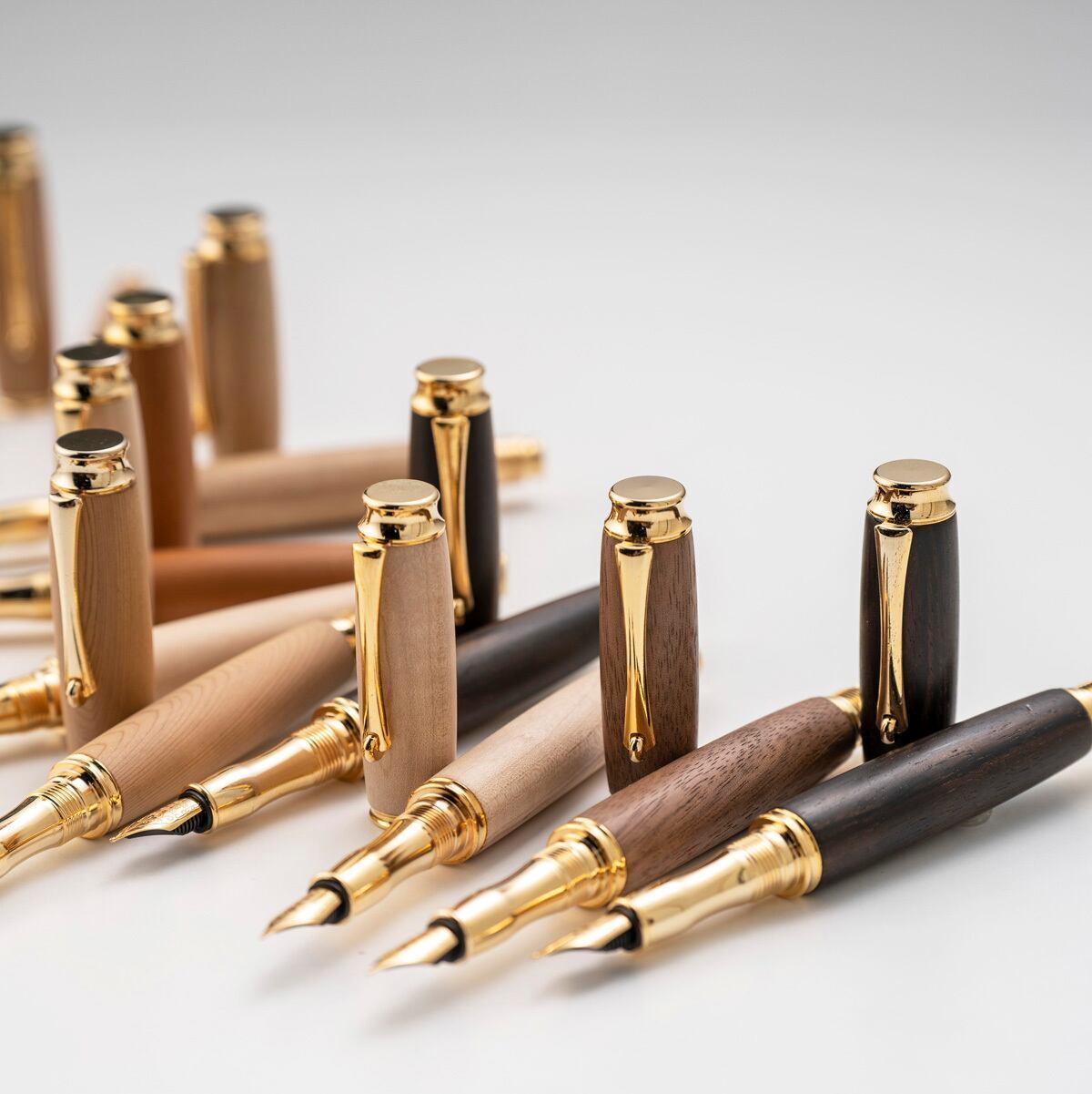 作り 木製 高級 万年筆 キャップ 太字 カートリッジ コンバーター チタン