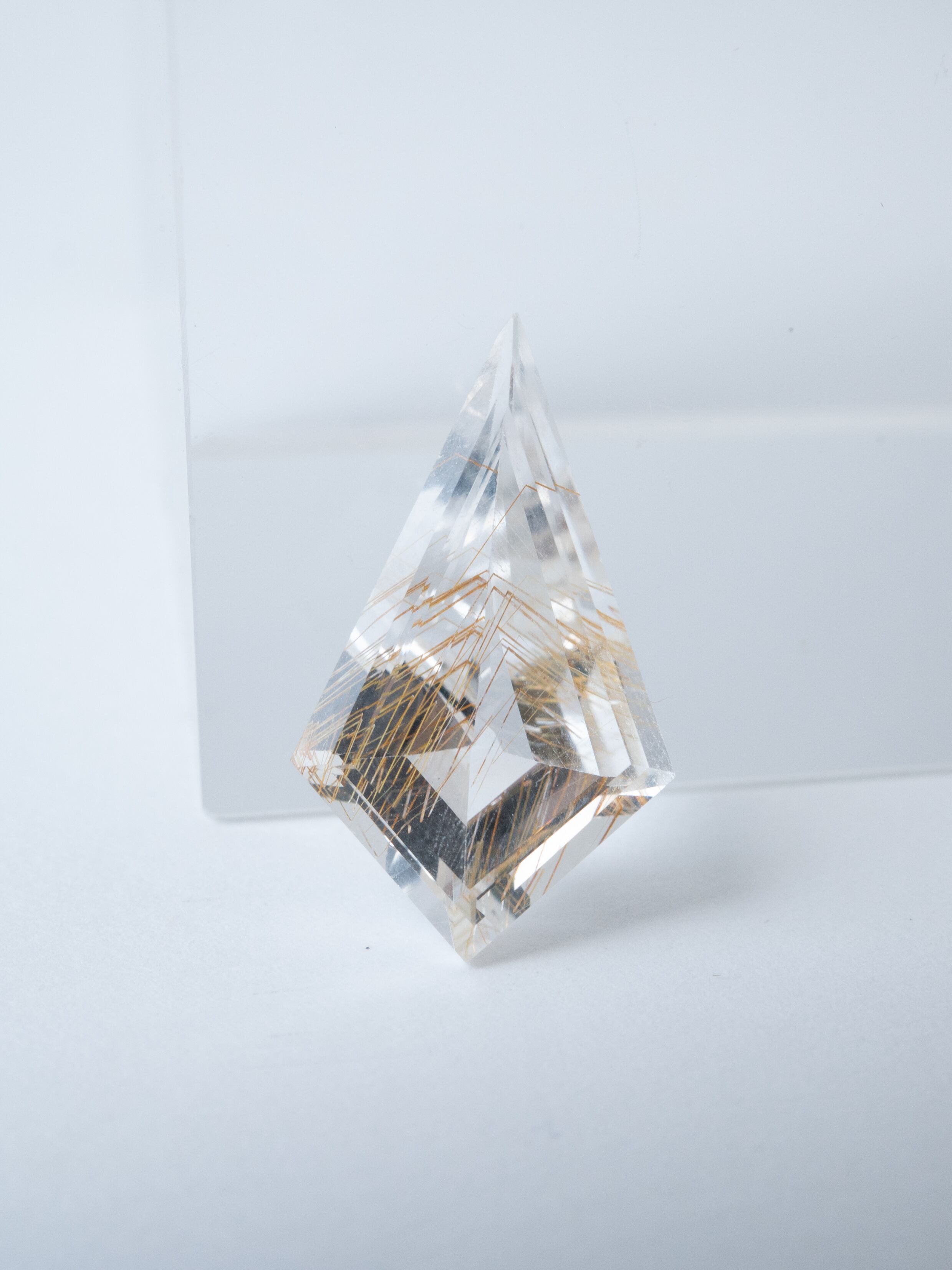 ライモナイトイントパーズ - a06