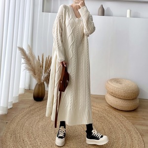 【送料無料】 ニットワンピース ワンピース レディース ロングワンピース ロング マキシワンピース マキシ丈 ケーブル編み ケーブルニット アシンメトリー アシメ スリット Vネック 長袖 iライン 春 秋 冬 ゆったり 体型カバー 着痩せ 細見え 大人 カジュアル シンプル こなれ感 韓国 10代 20代 30代 40代 50代 アイボリー ブラウン