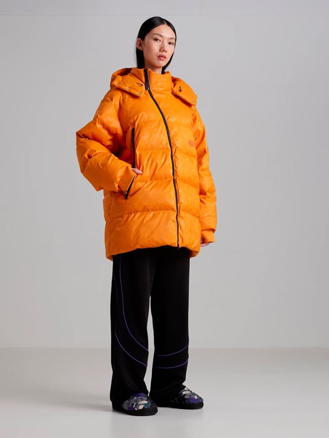 UNEEK BASEMNT - Discover independent style.