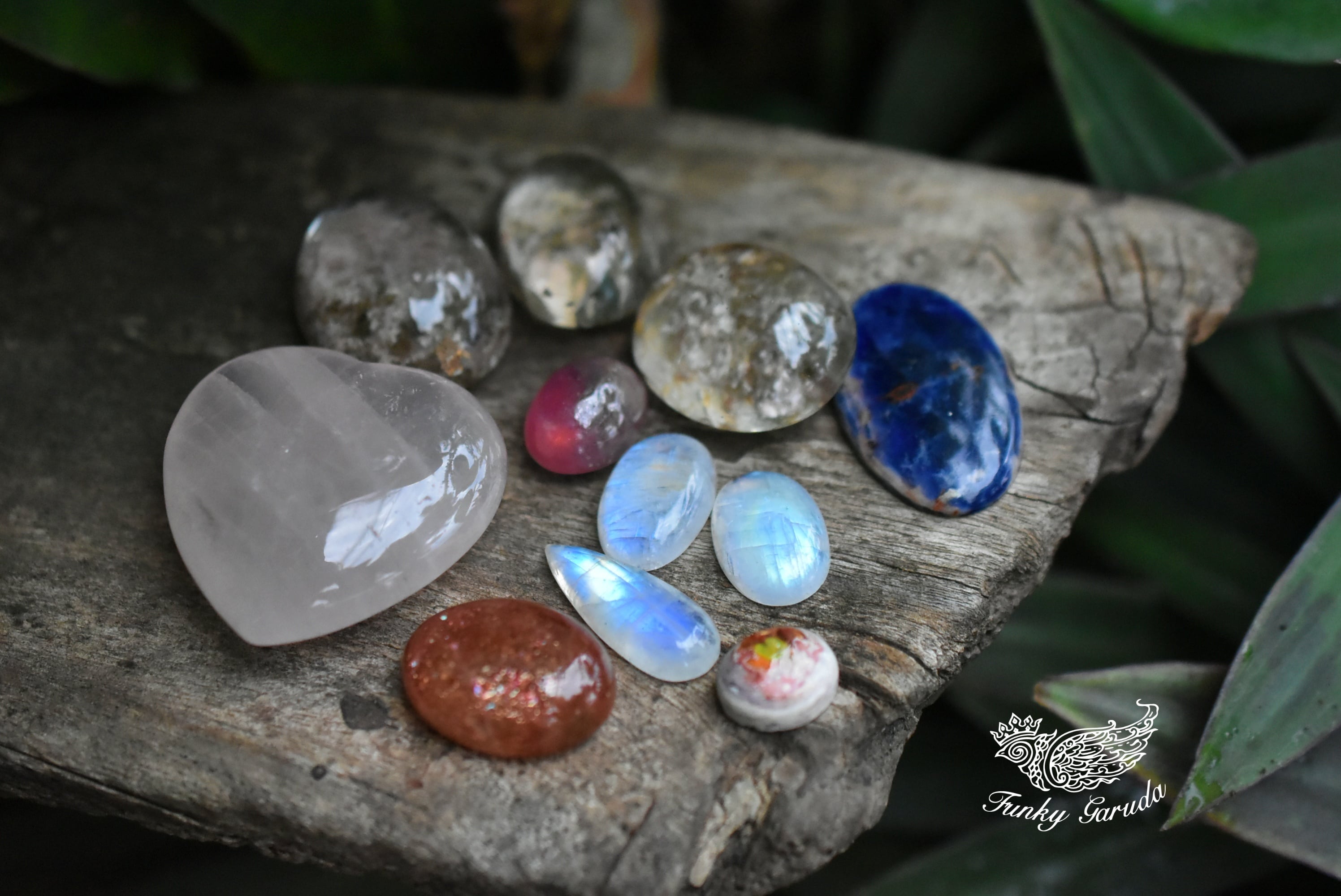 良質ビビットカラー☆カンテラオパール s714 | Funky garuda Stone