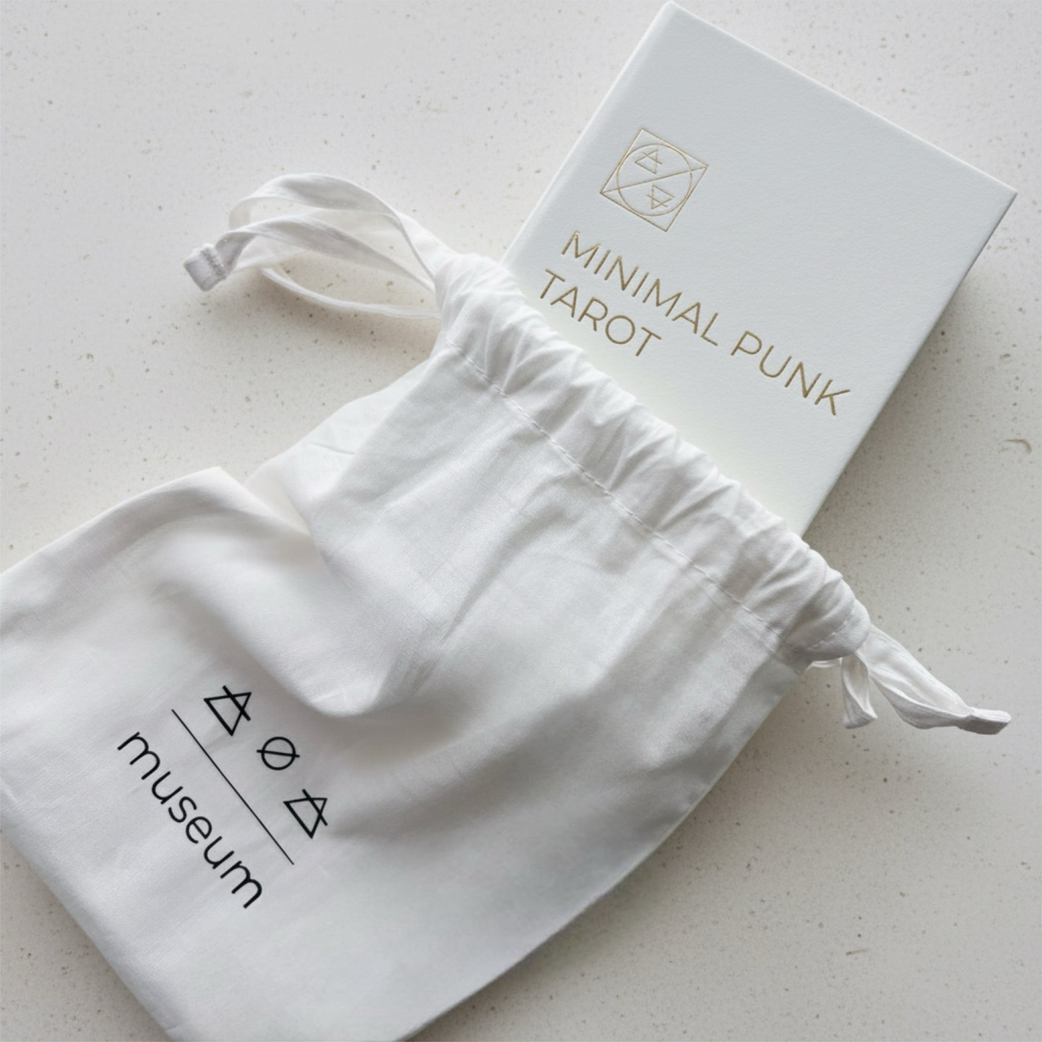 MINIMAL PUNK TAROT 限定数 | AOA museum SHOP