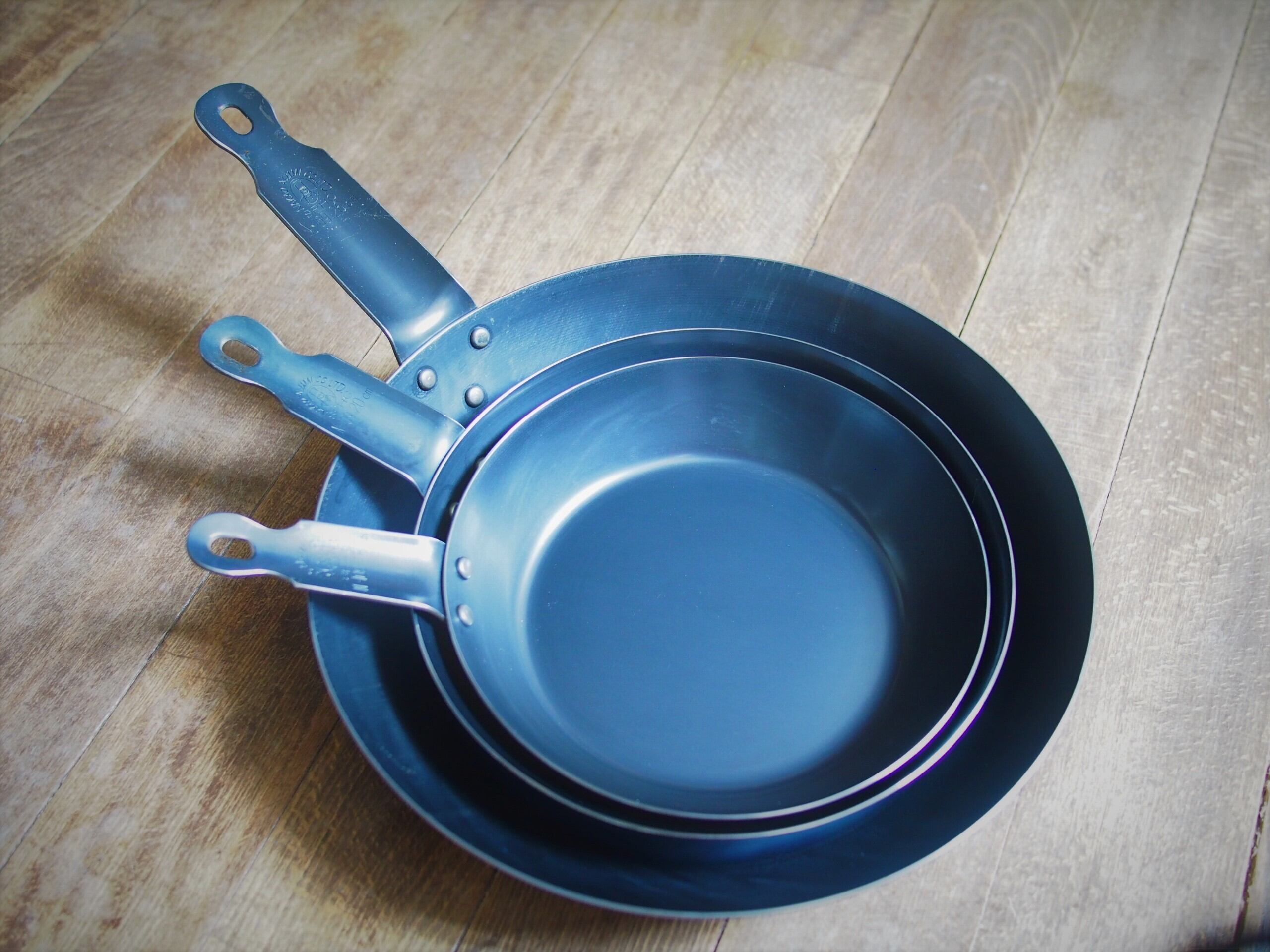 キングパン26センチ 鉄のフライパン 中尾アルミ製作所 アジアの暮らしの道具 ユウオリエンタル