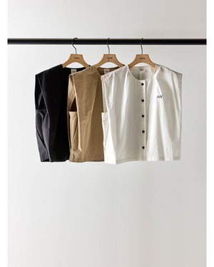 【YENN】SLEEVELESS SHIRT