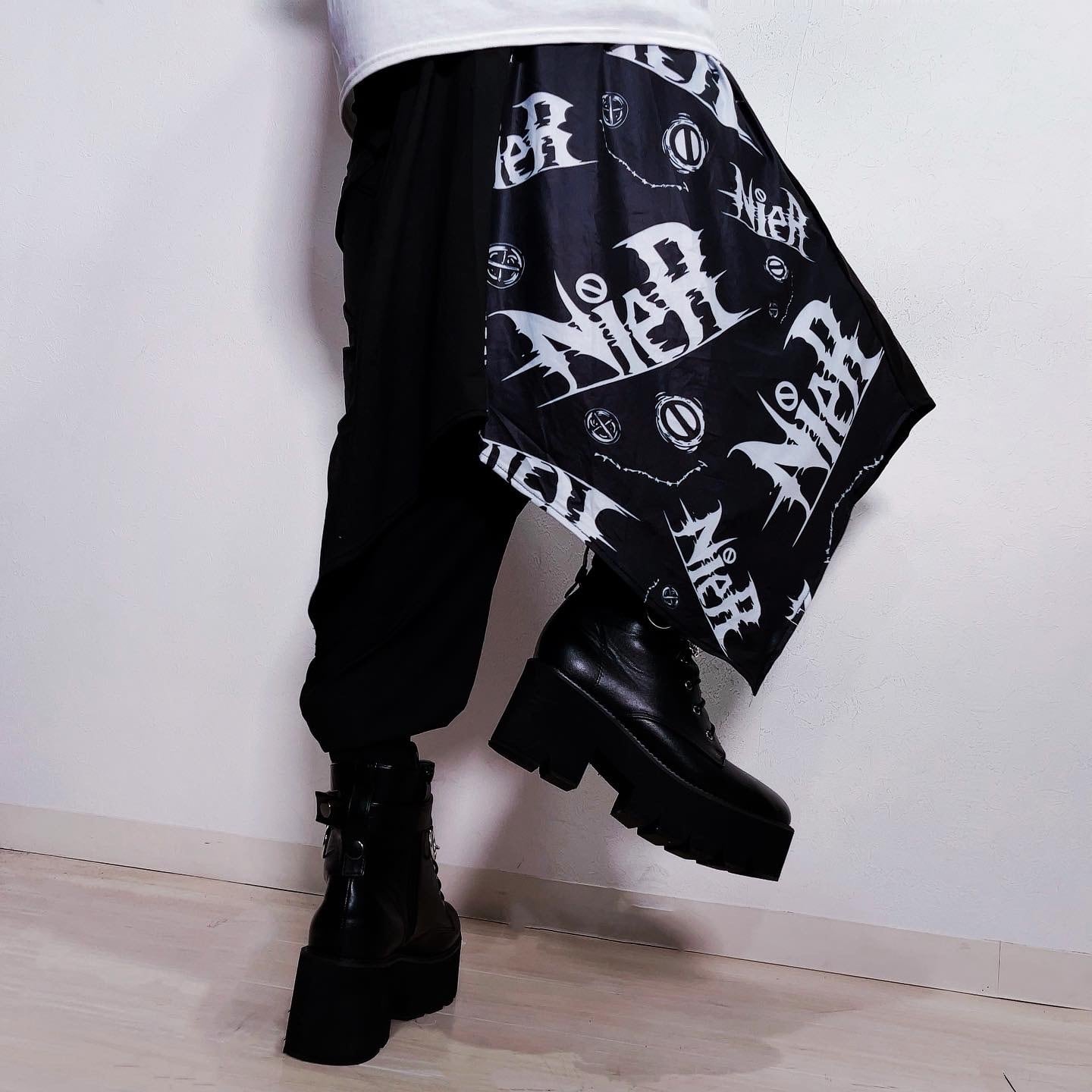 フラップ付きSARROUEL PANTS | NIER CLOTHING powered by BASE