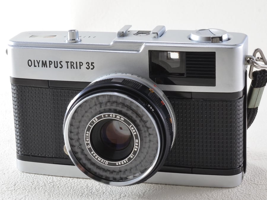 【極美品　整備済】ベージュ Olympus Trip35 フィルムカメラ露出計◎
