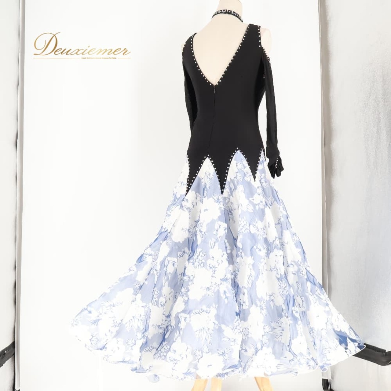 社交ダンス 衣装 スタンダードドレス ワンピース ドレス ブラック系 ホワイト系 ブルー系 青 白 水色 黒 レース 花柄 フリル ダンス パーティ 発表会 軽い レディース フレア フラワー 舞台衣装 発表会用 ダンスパーティー