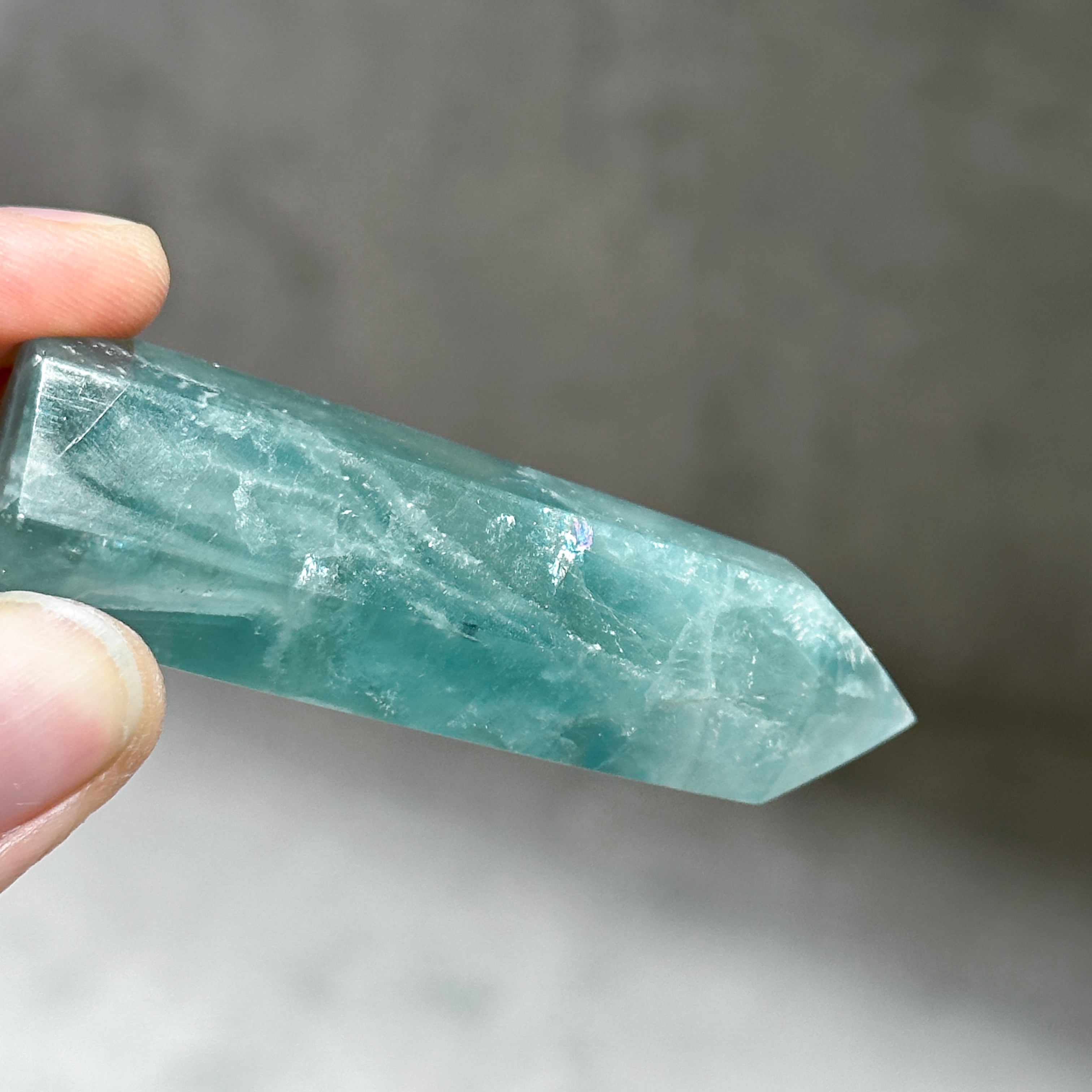 ブルー、グリーンフローライト タワー型41◇ Rainbow Fluorite