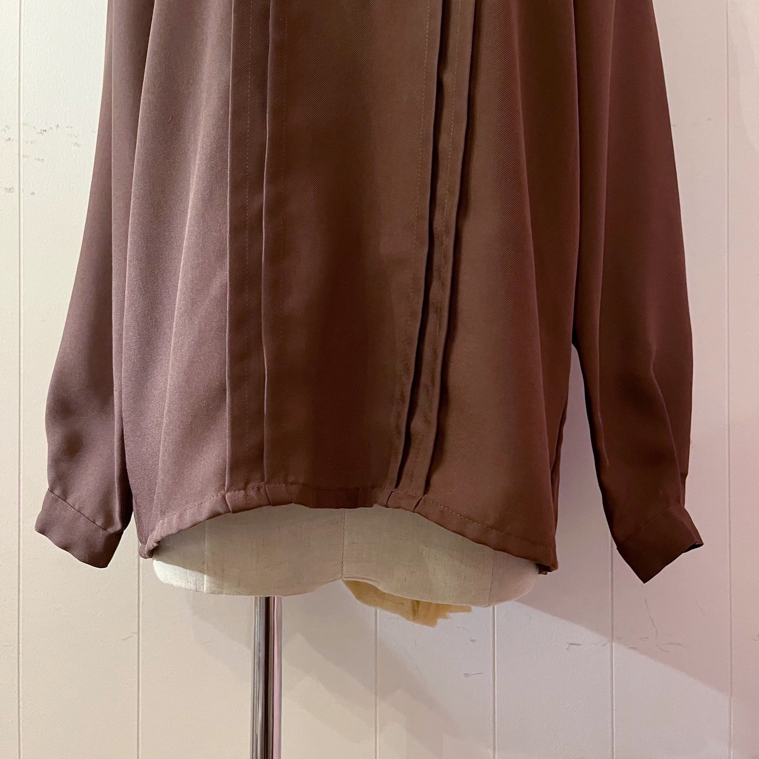 brown diamond back button blouse