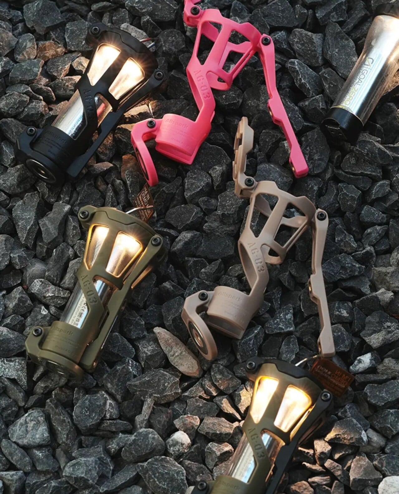 Shim.Craft ランタンスタンド／IGAIGA ウォルナット | OLIVE OUTDOOR