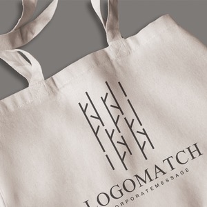 素朴な木々のロゴ