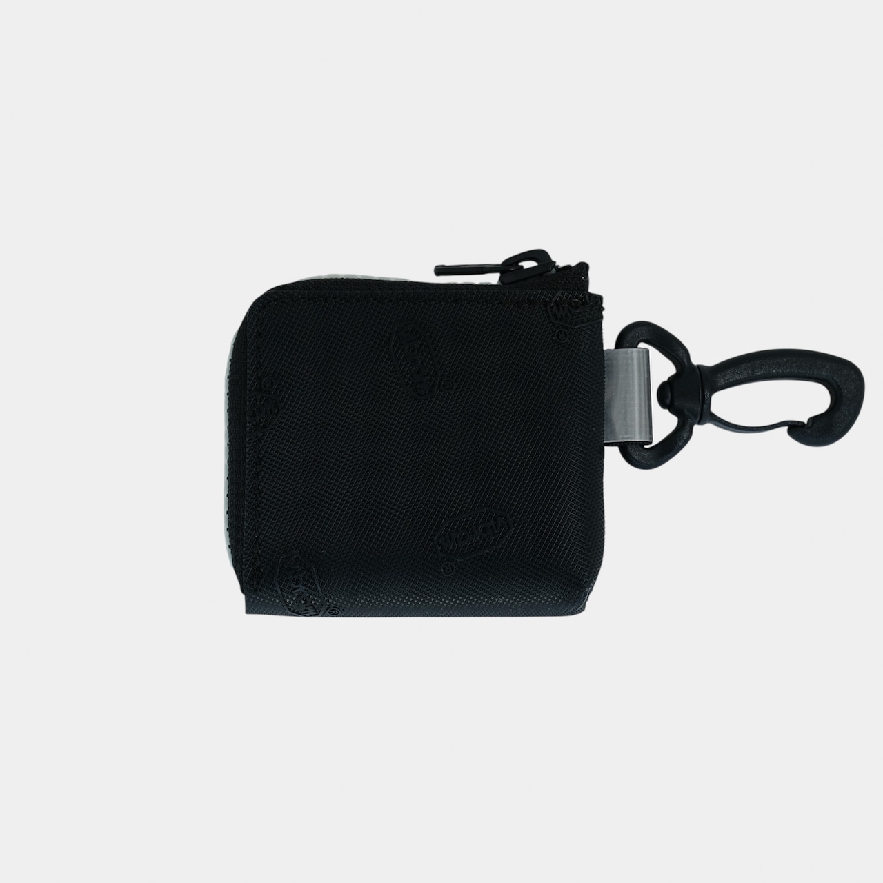 vibram micro case (black×clear) with white glowing zip