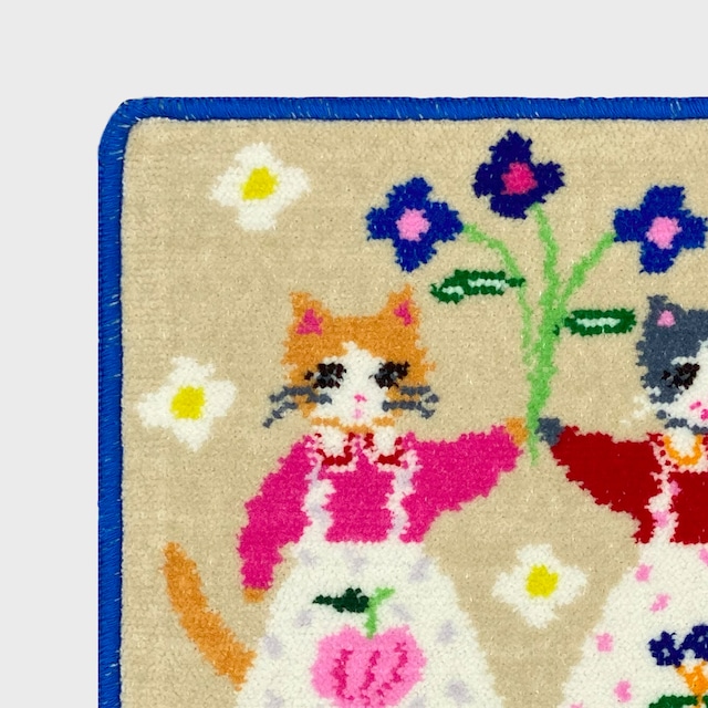 【Aiko Fukawa】布川愛子 CHENILLE  HANDKERCHIEF  お花を掲げる猫たち シェニール織ハンカチ