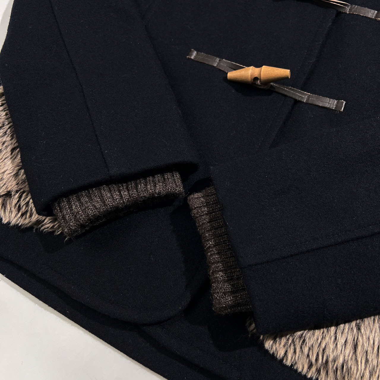 FRAPBOIS フラボア 裏チェック フード付き ファーデザイン ショート ダッフルコート サイズ 1 /ネイビー/レディース