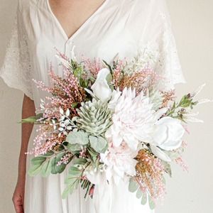 Dahlia×Pink Berry Bouquet＆Boutonniere