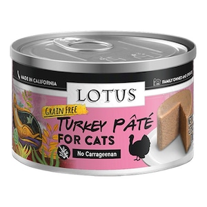 【ロータス(キャットターキーパテ)】ターキーを主原料に、レバーや貝、果物を混ぜた滑らかな食感のパテ缶