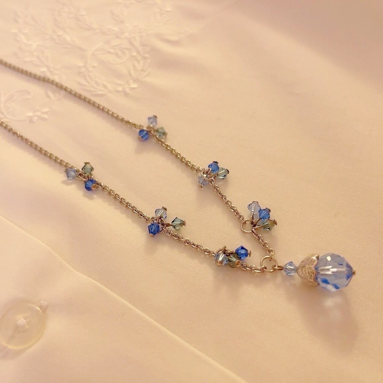 blue beads necklace