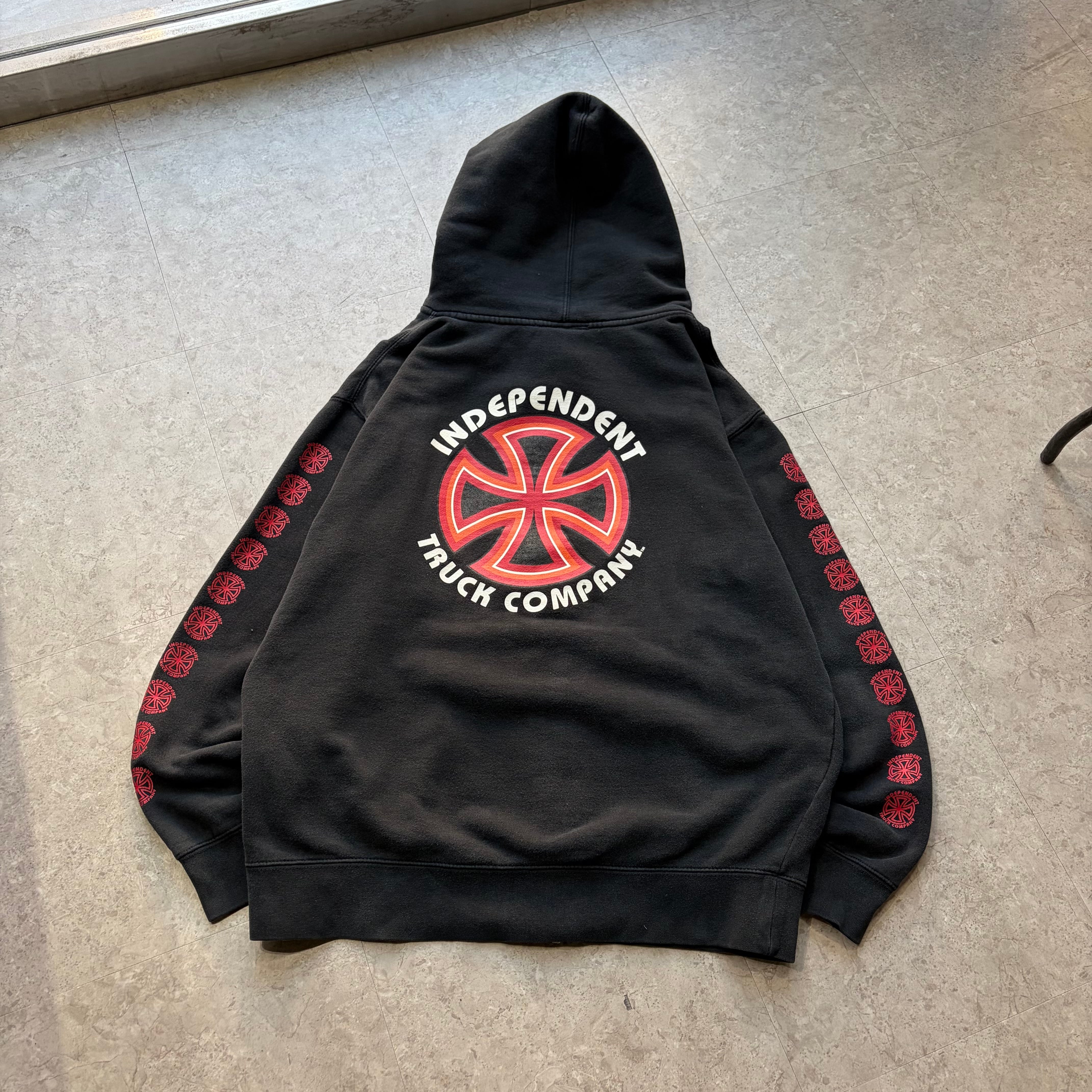 00s INDEPENDENT "iron cross sleeve" zip-up hoodie【仙台店】